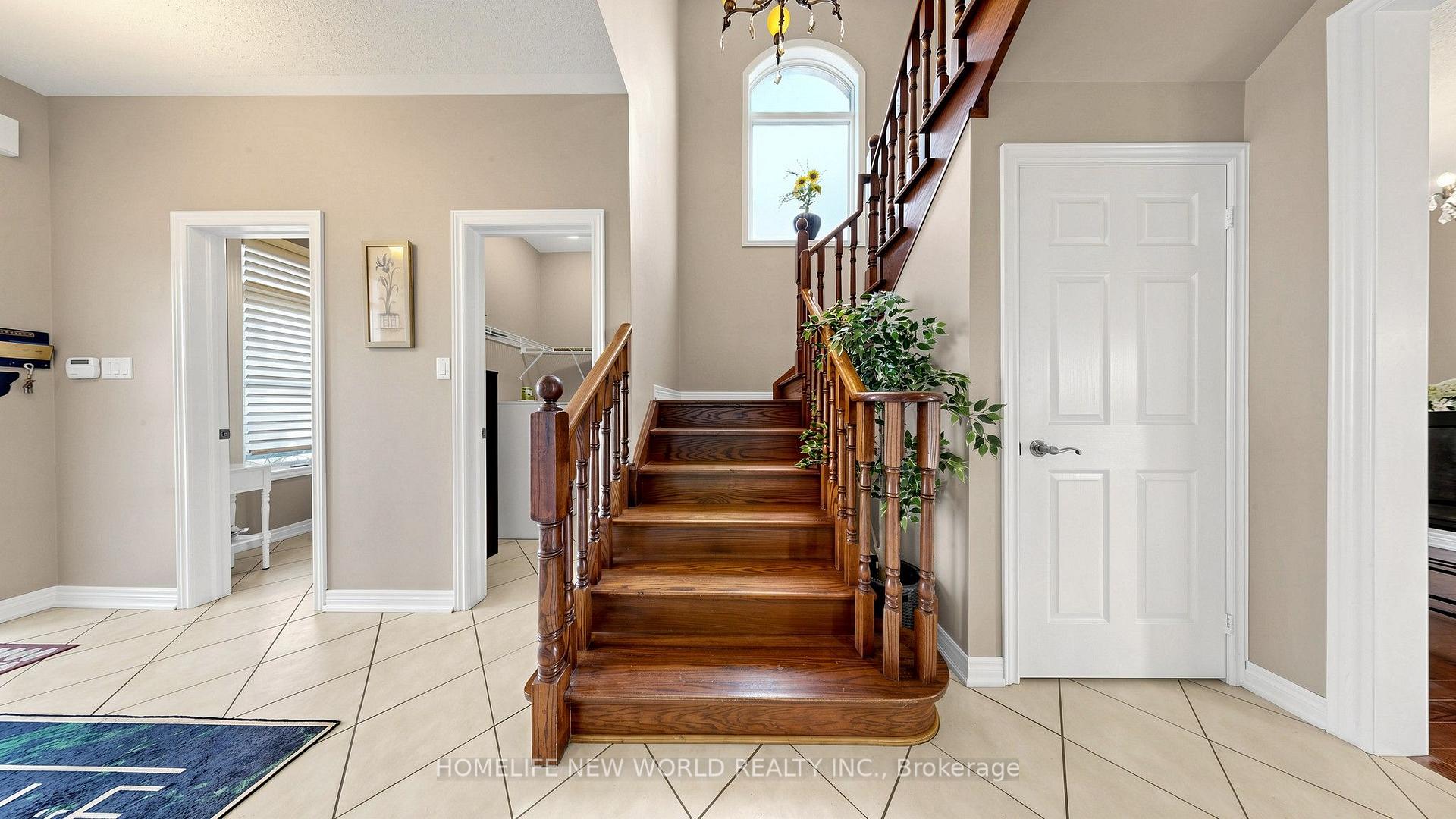 Photo 11 of 663 Peter Rupert Avenue, Vaughan, Patterson — HOMEH