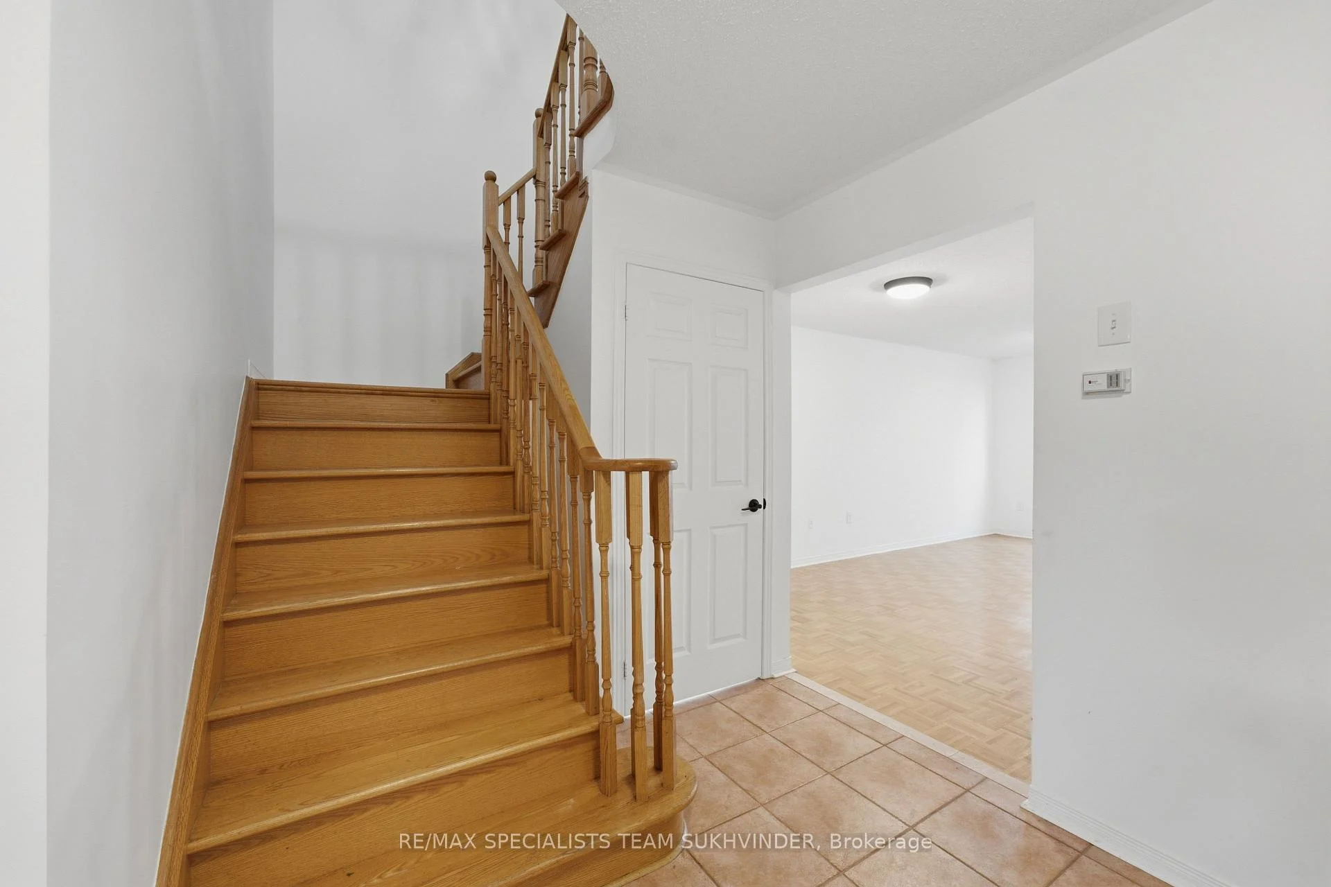 Photo 22 of 55 Frank Johnston Road, Caledon, Bolton West — HOMEH