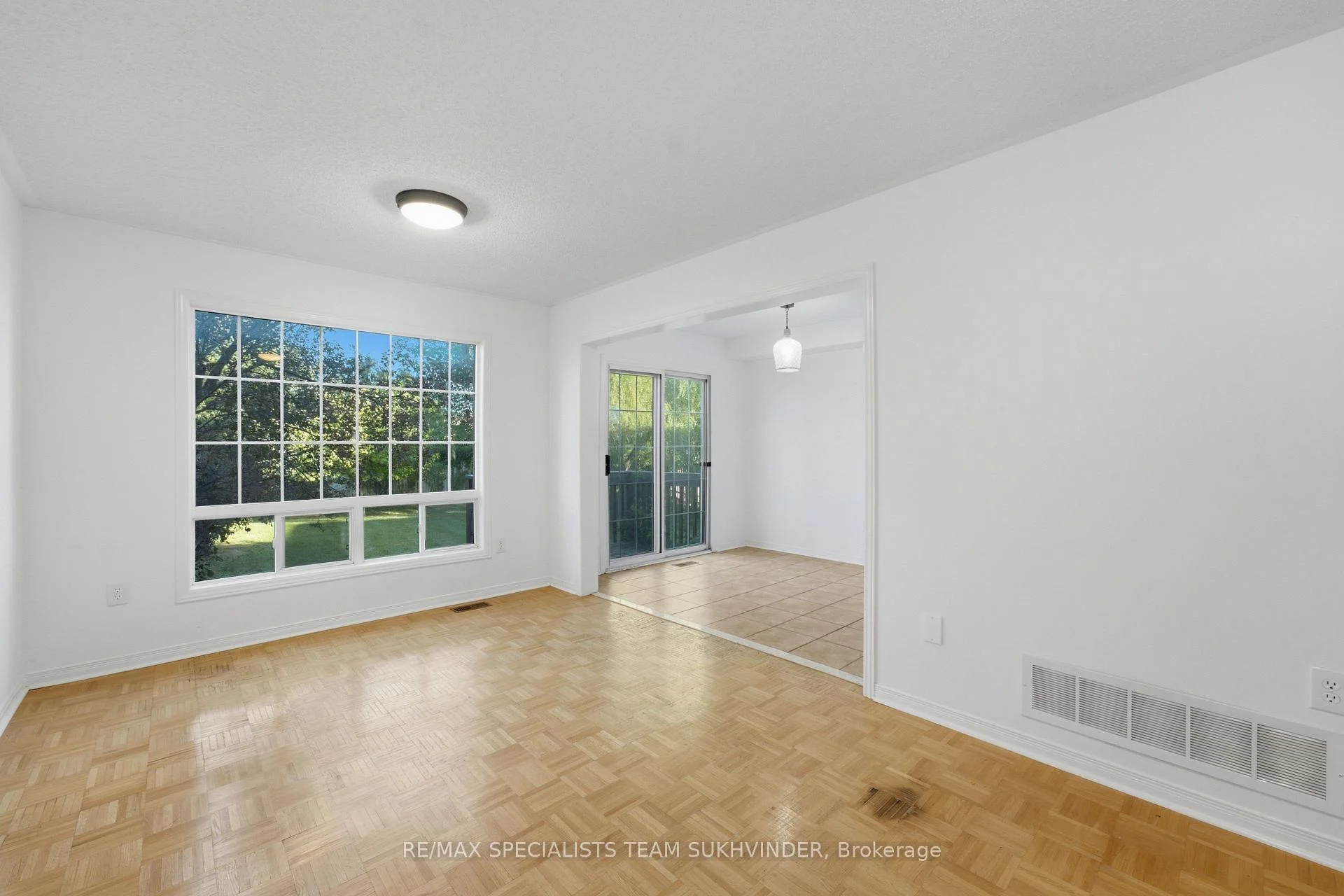 Photo 28 of 55 Frank Johnston Road, Caledon, Bolton West — HOMEH