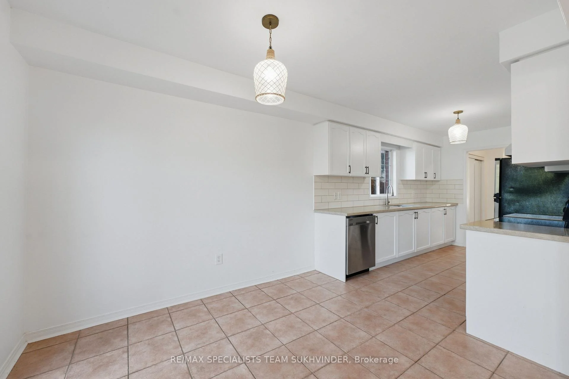 Photo 32 of 55 Frank Johnston Road, Caledon, Bolton West — HOMEH