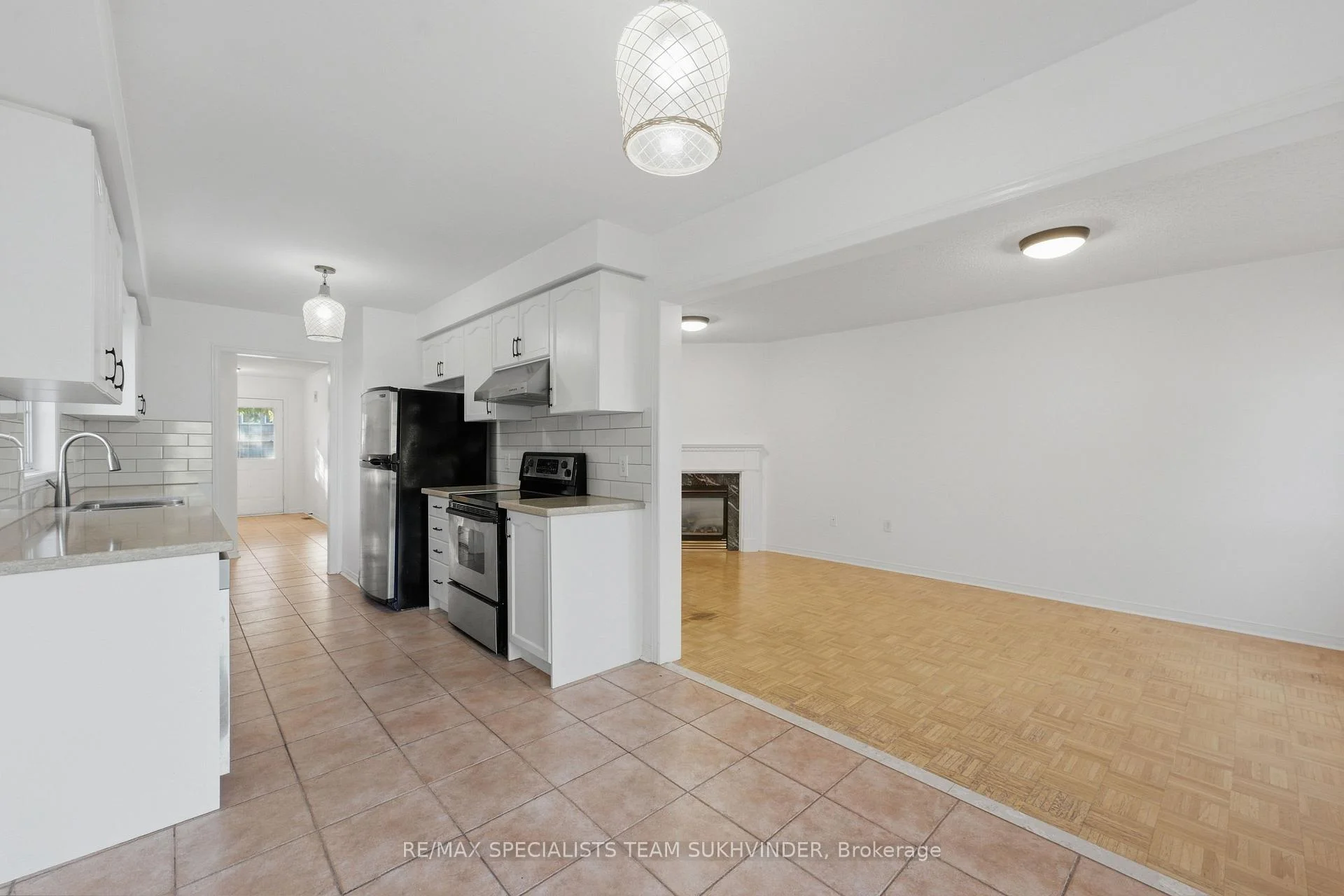 Photo 35 of 55 Frank Johnston Road, Caledon, Bolton West — HOMEH
