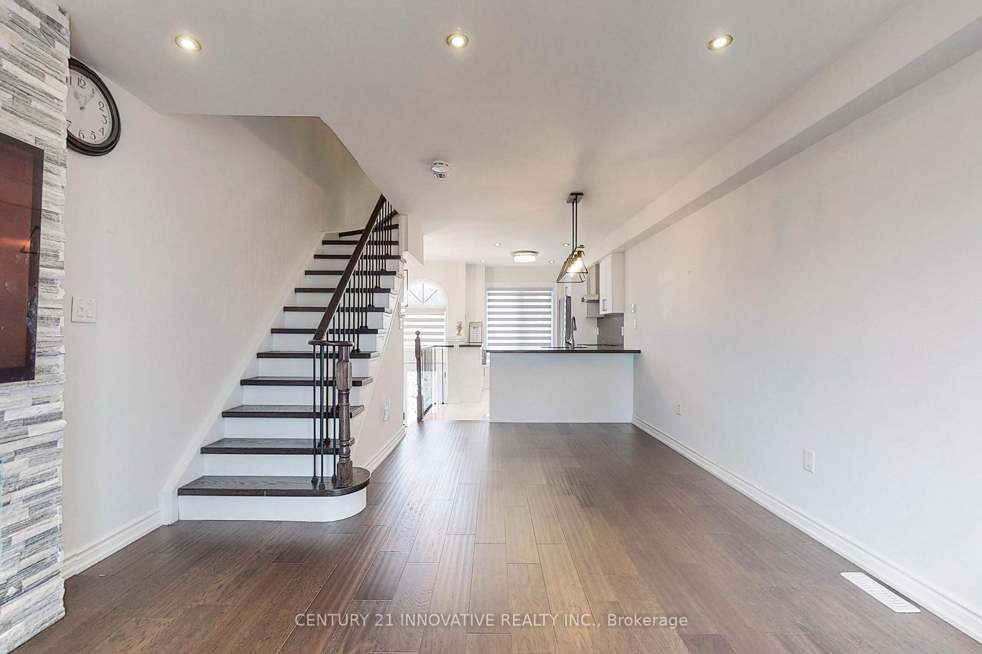 Photo 13 of Unit 18, 1635 Pickering Parkway, Pickering, Village East — HOMEH