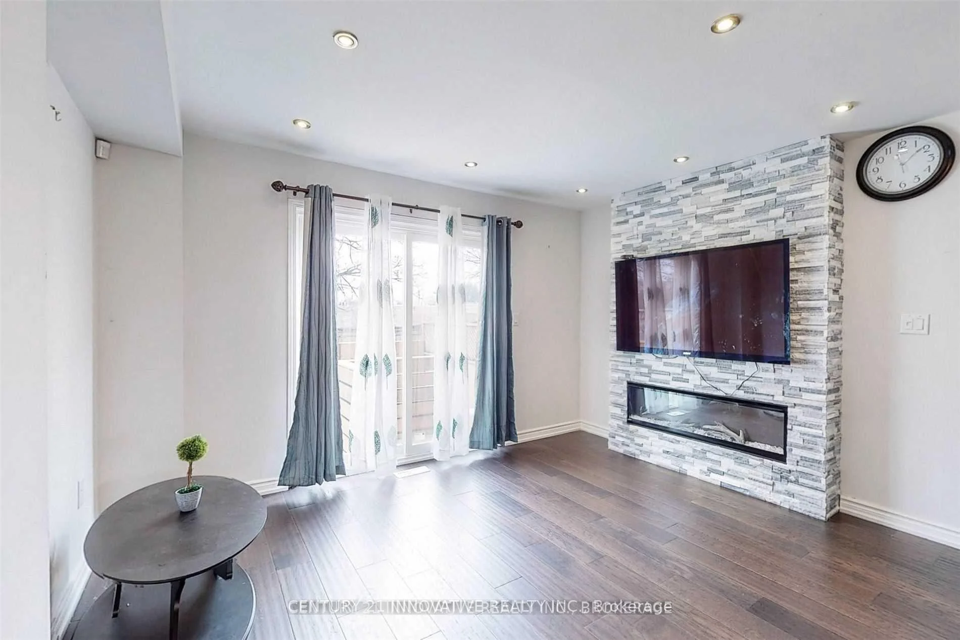 Photo 20 of Unit 18, 1635 Pickering Parkway, Pickering, Village East — HOMEH