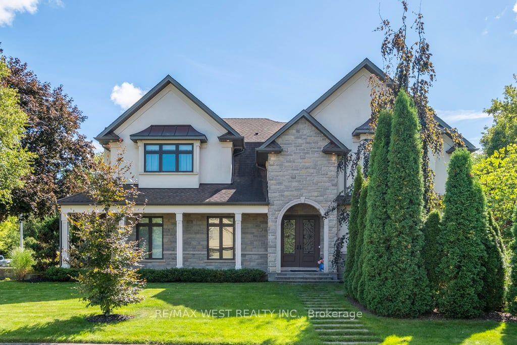 Photo 1 of 4053 Apple Valley Lane, Burlington, Shoreacres — HOMEH
