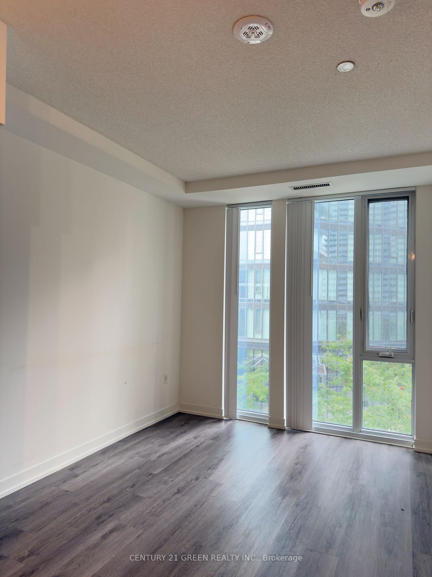 Photo 6 of Unit 917, 138 Downes Street, Toronto, Waterfront Communities — HOMEH