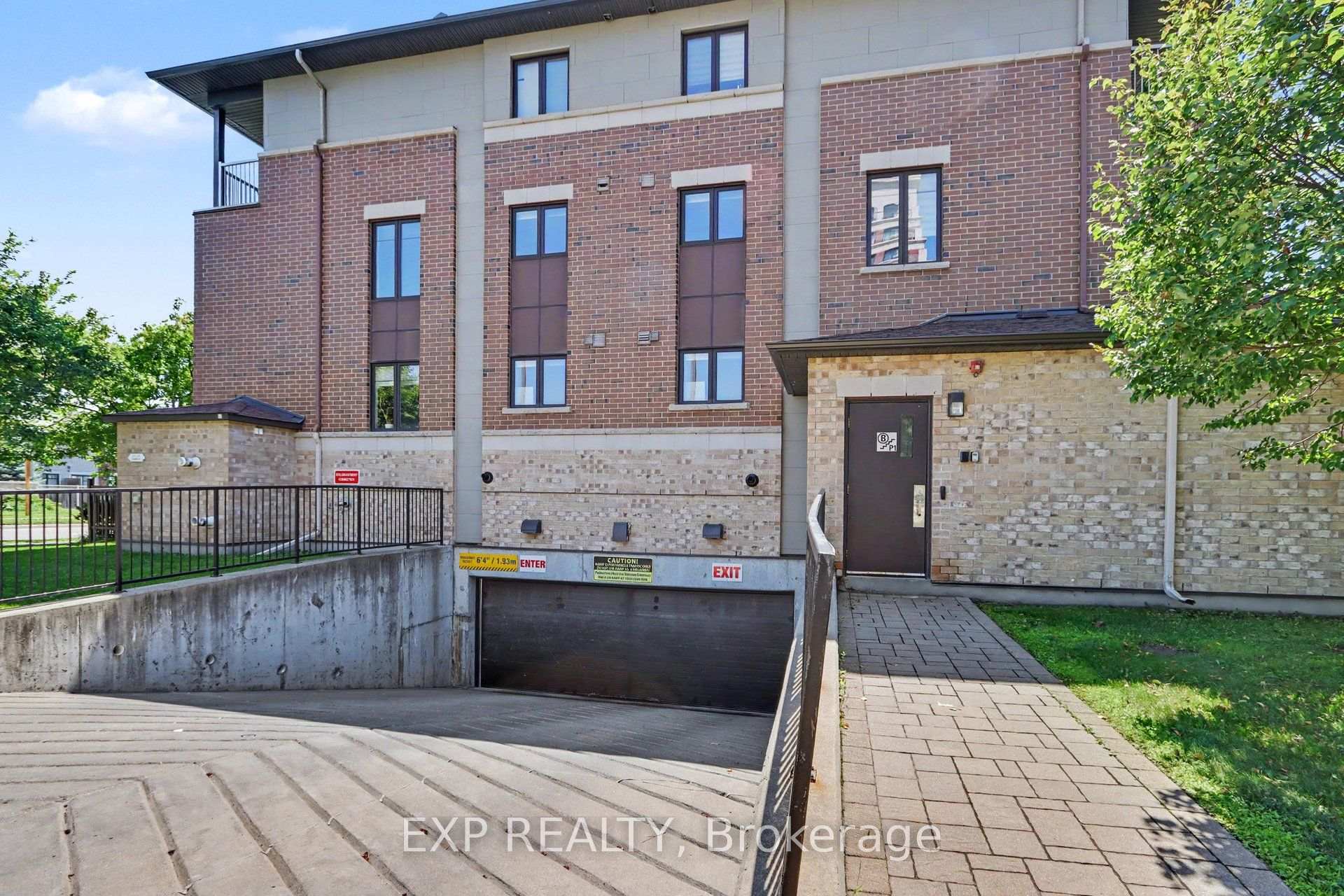 Photo 25 of Unit B, 1149 Longfields Drive, Ottawa, Barrhaven - Longfields — HOMEH