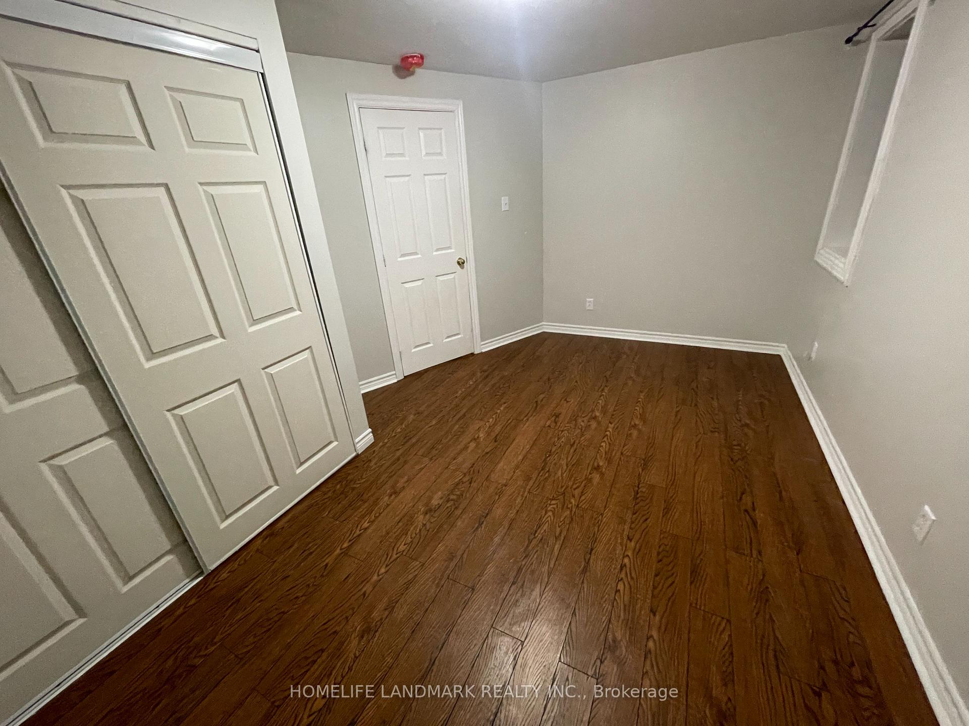 Photo 4 of 17 Lang Drive, Barrie, Northwest — HOMEH