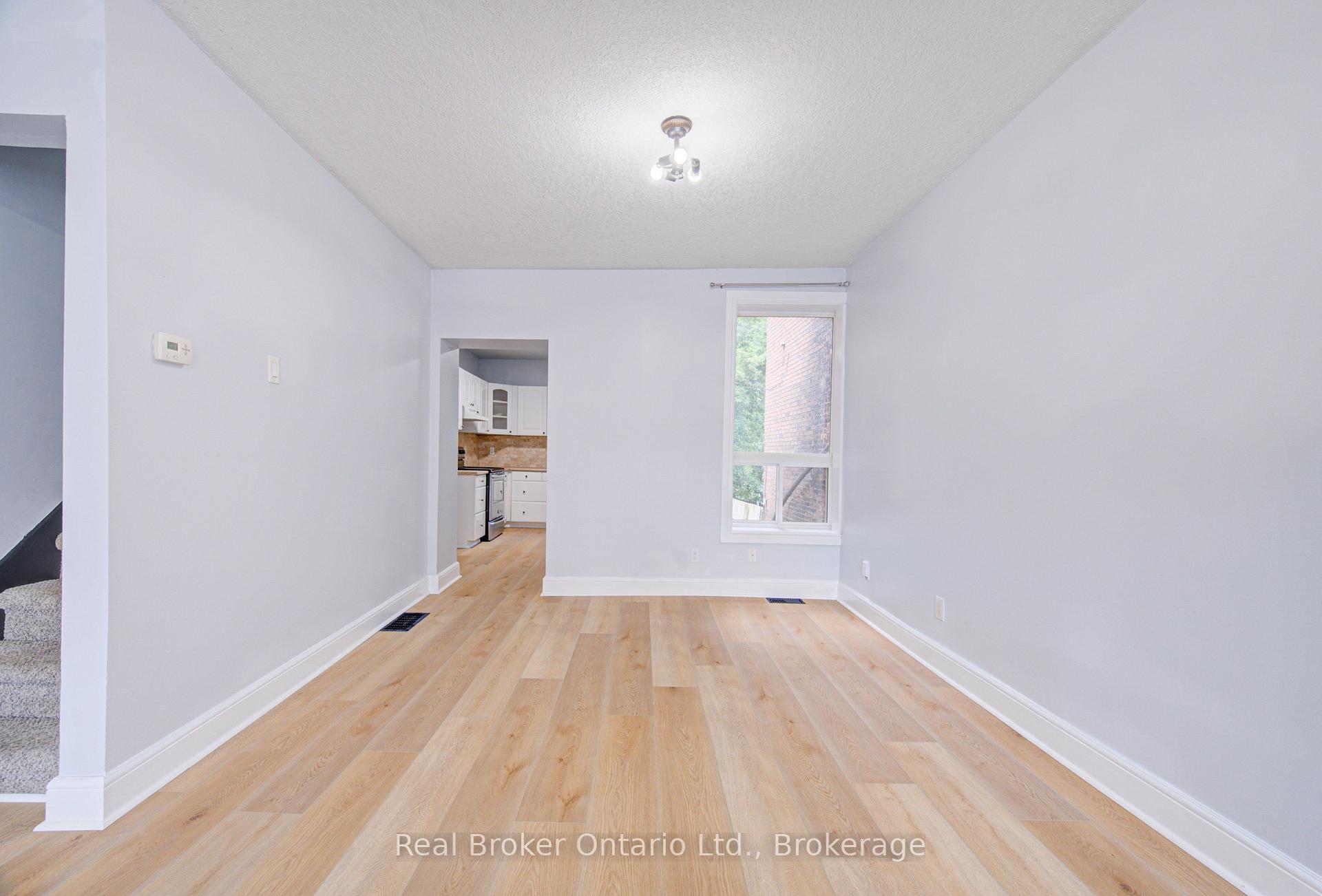 Photo 9 of 299 Bay Street N, Hamilton, Central — HOMEH