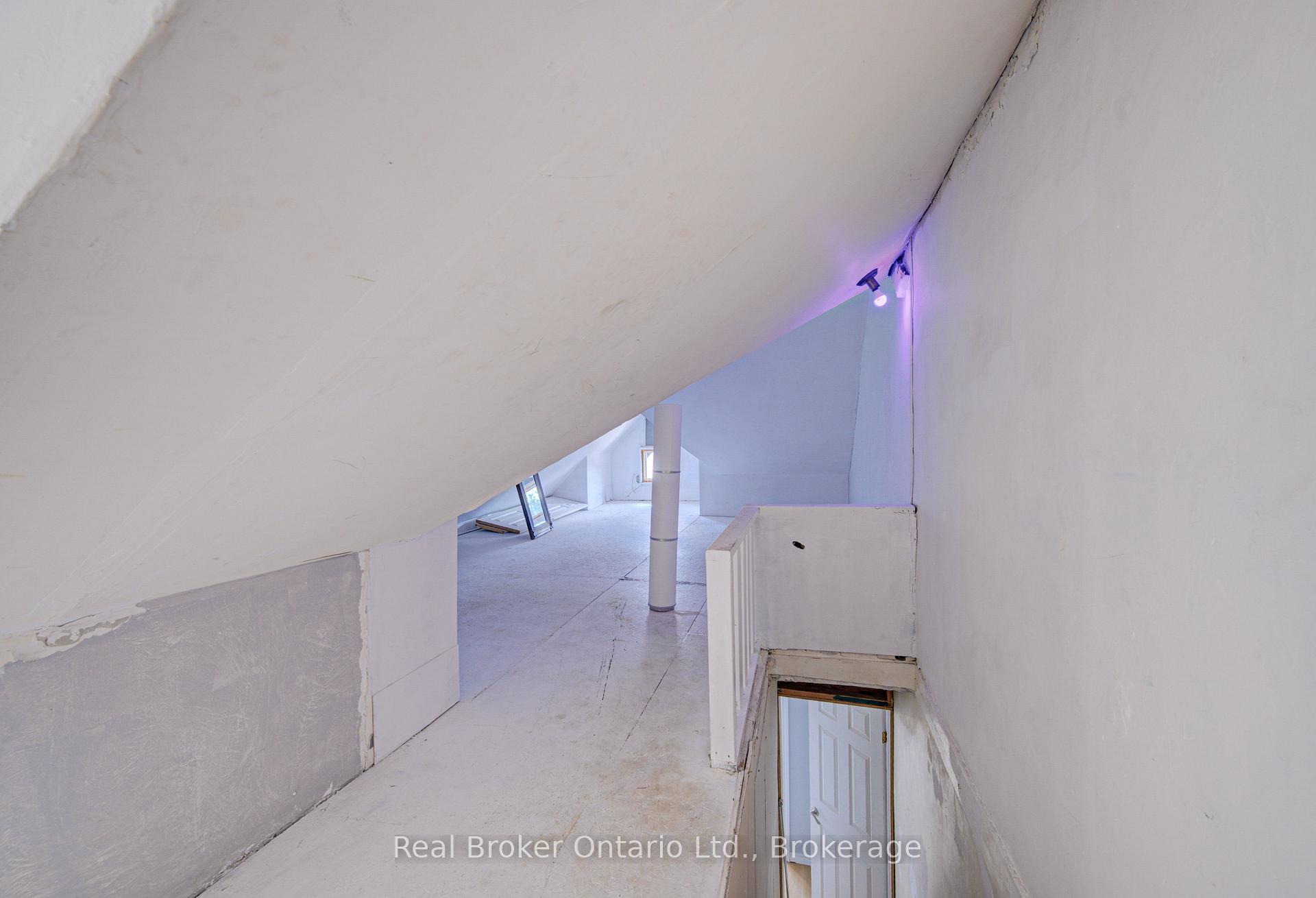 Photo 29 of 299 Bay Street N, Hamilton, Central — HOMEH