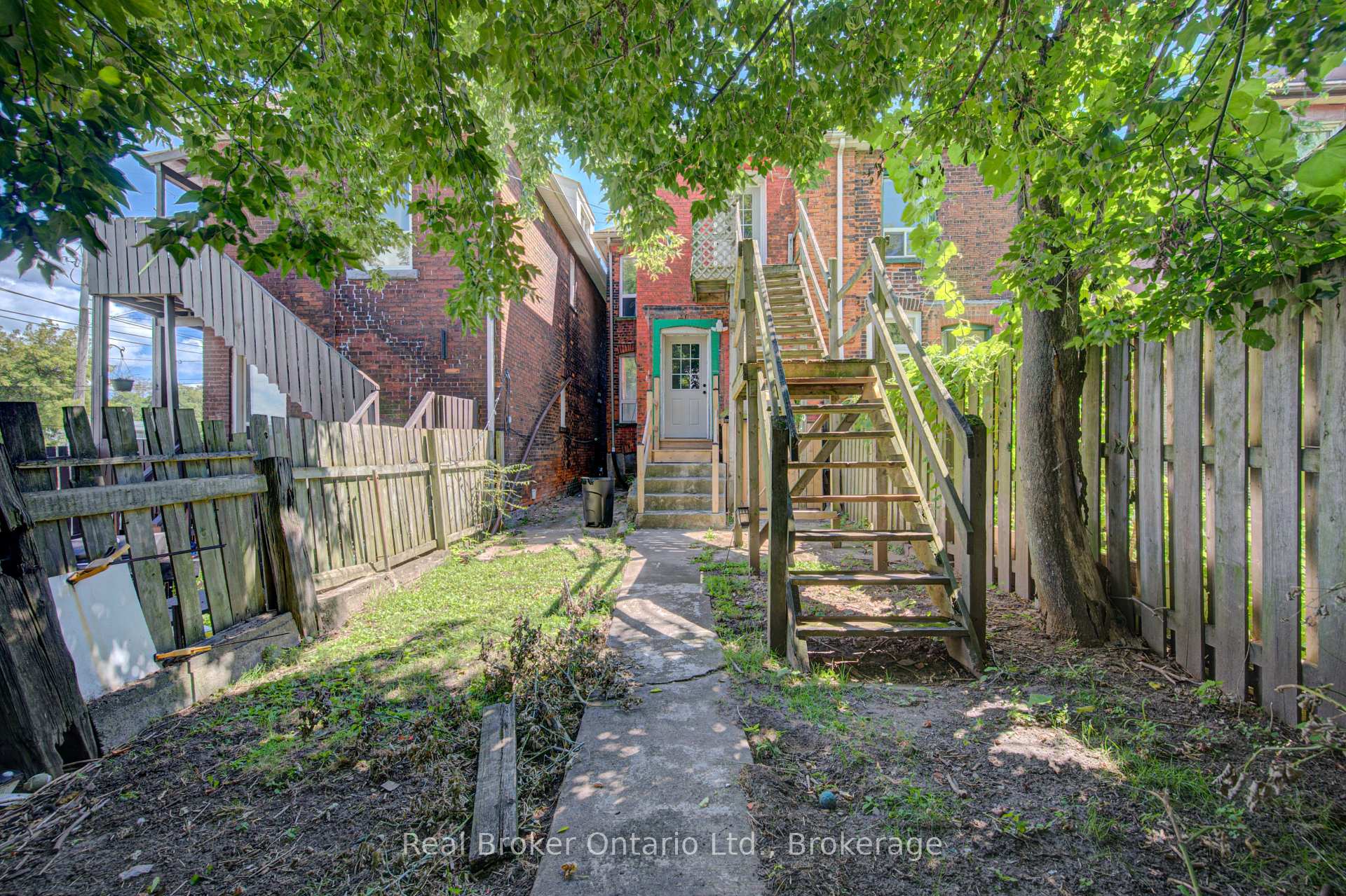 Photo 38 of 299 Bay Street N, Hamilton, Central — HOMEH
