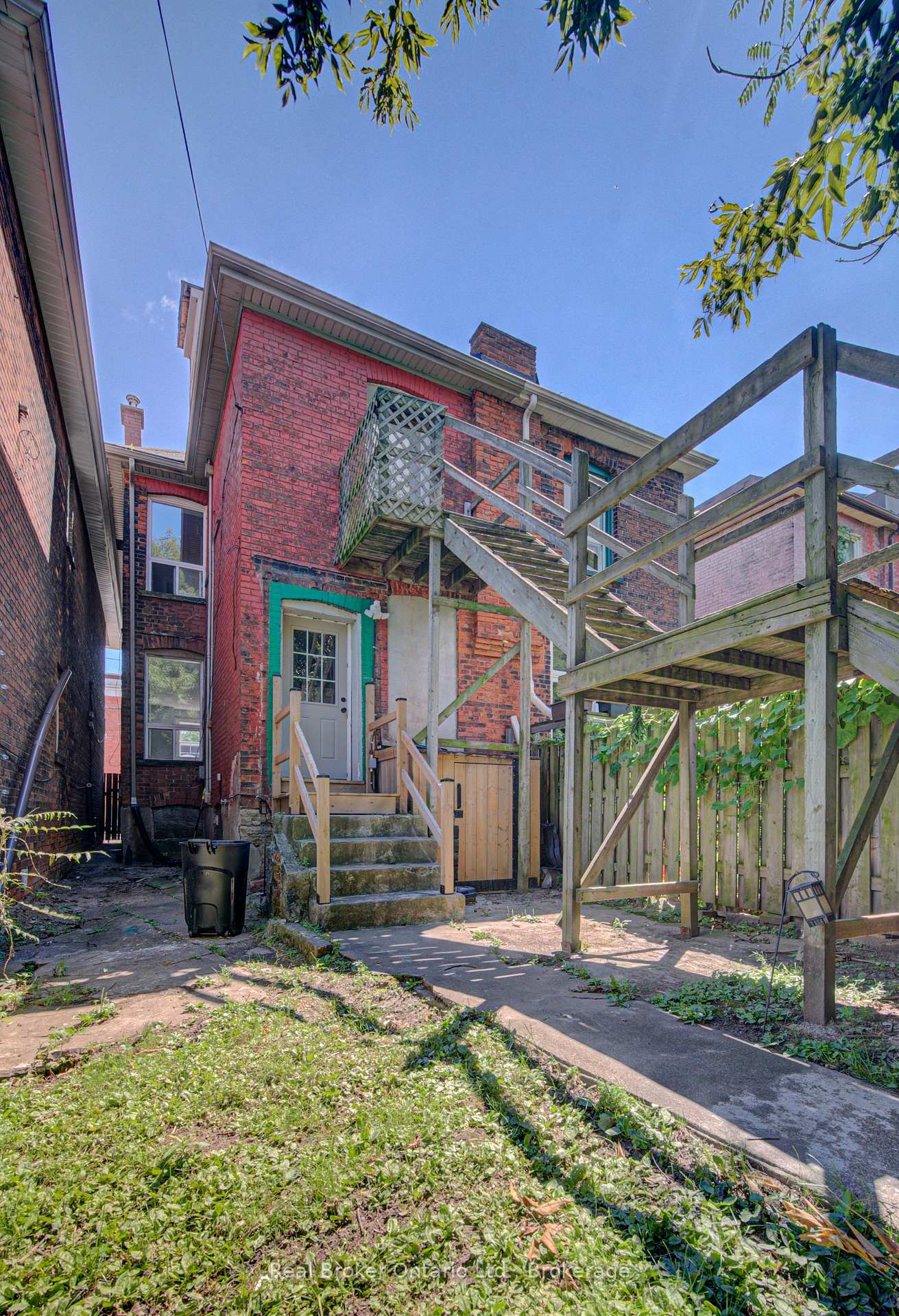 Photo 39 of 299 Bay Street N, Hamilton, Central — HOMEH