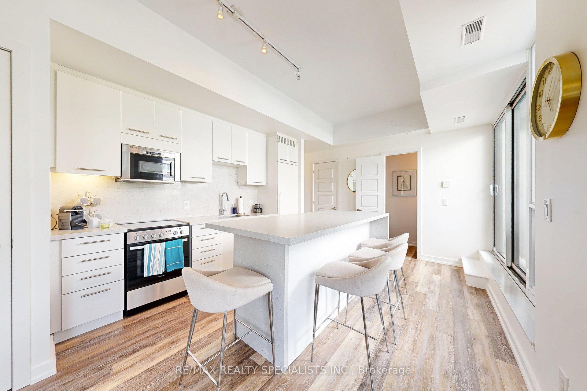 Photo 17 of Unit 10, 233 Broward Way, Innisfil, Rural Innisfil — HOMEH