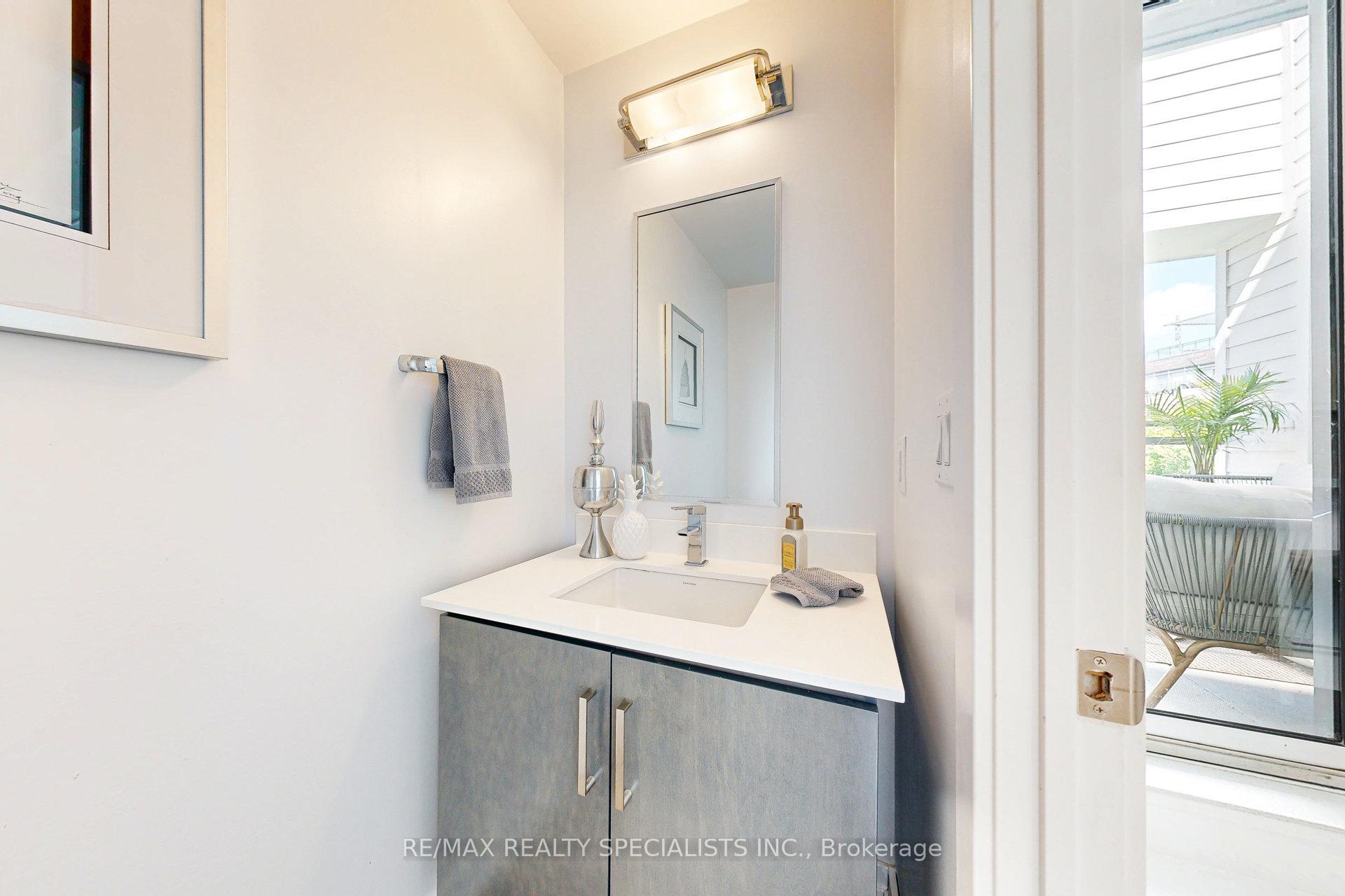 Photo 26 of Unit 10, 233 Broward Way, Innisfil, Rural Innisfil — HOMEH