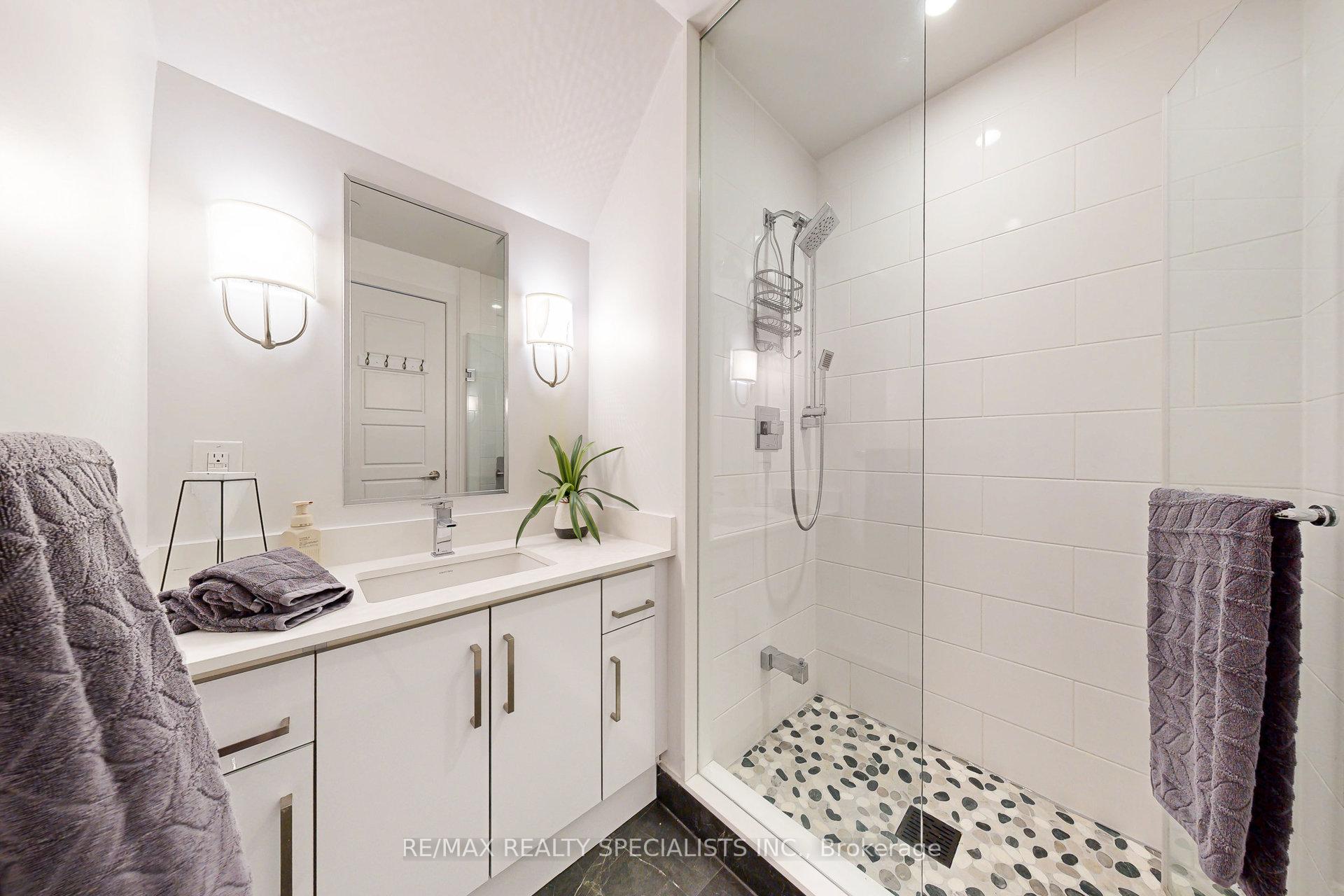 Photo 33 of Unit 10, 233 Broward Way, Innisfil, Rural Innisfil — HOMEH