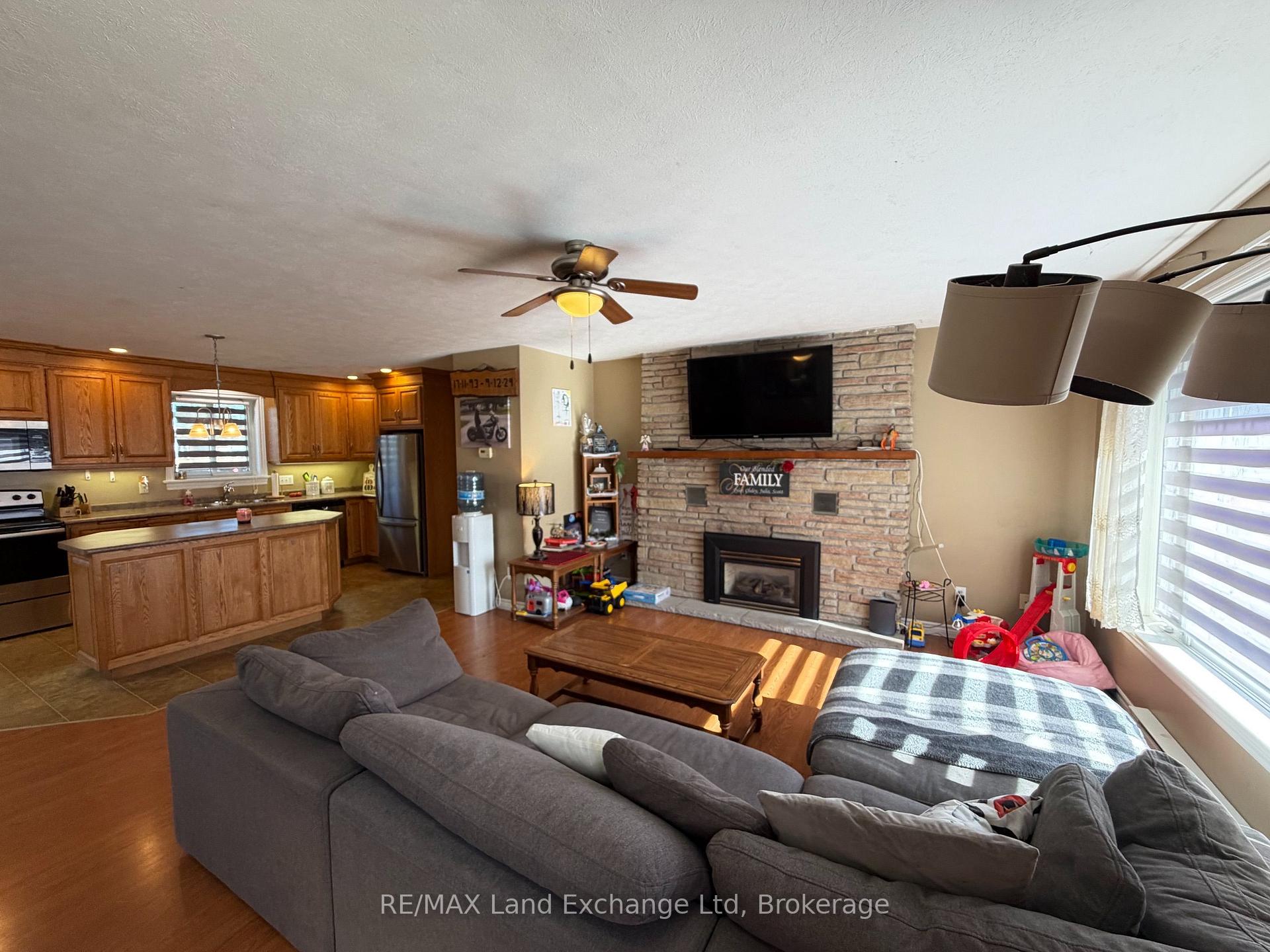 Photo 5 of 1046 Vogt Street, Howick — HOMEH