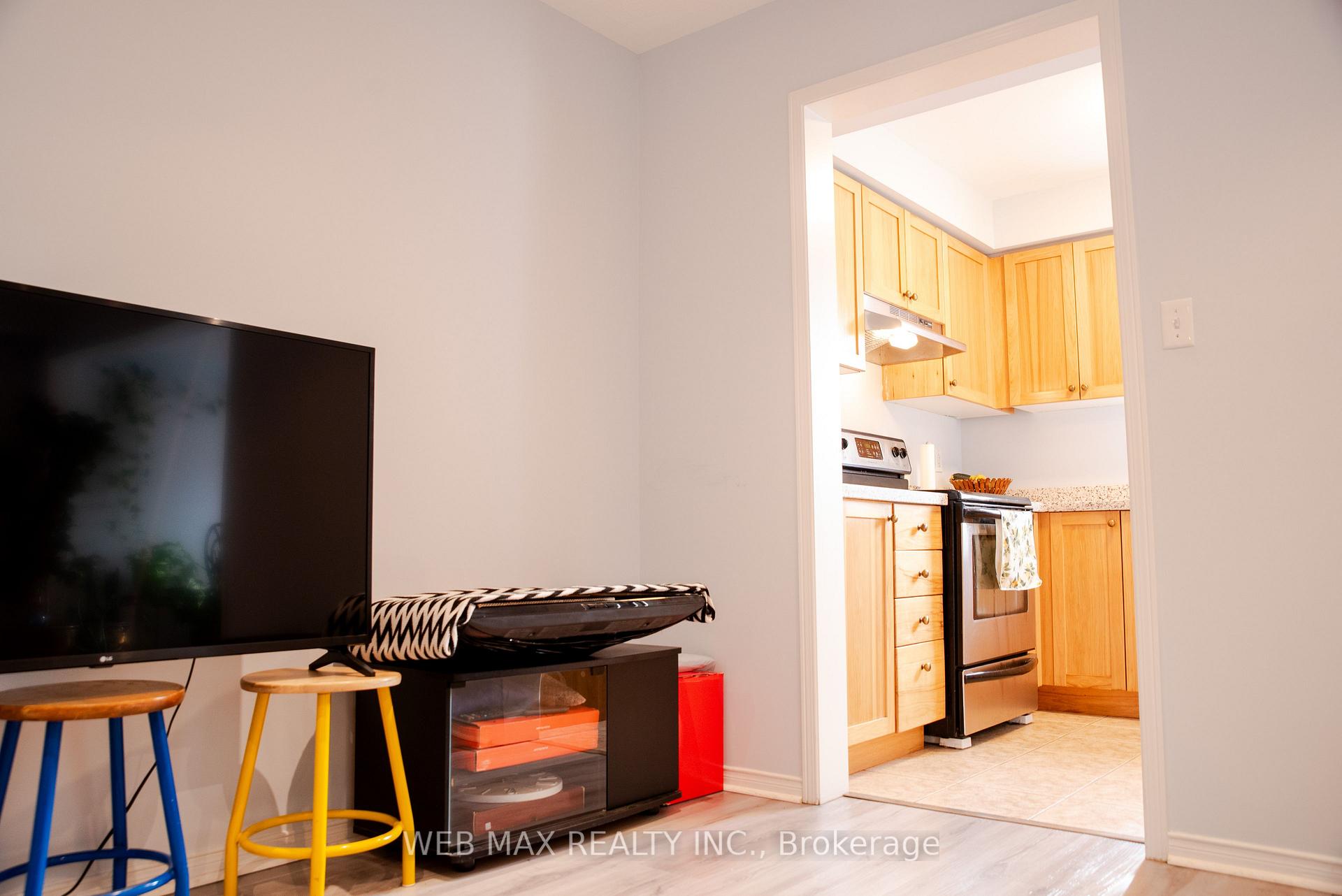 Photo 12 of 53 Ventura Lane, Ajax, Central — HOMEH
