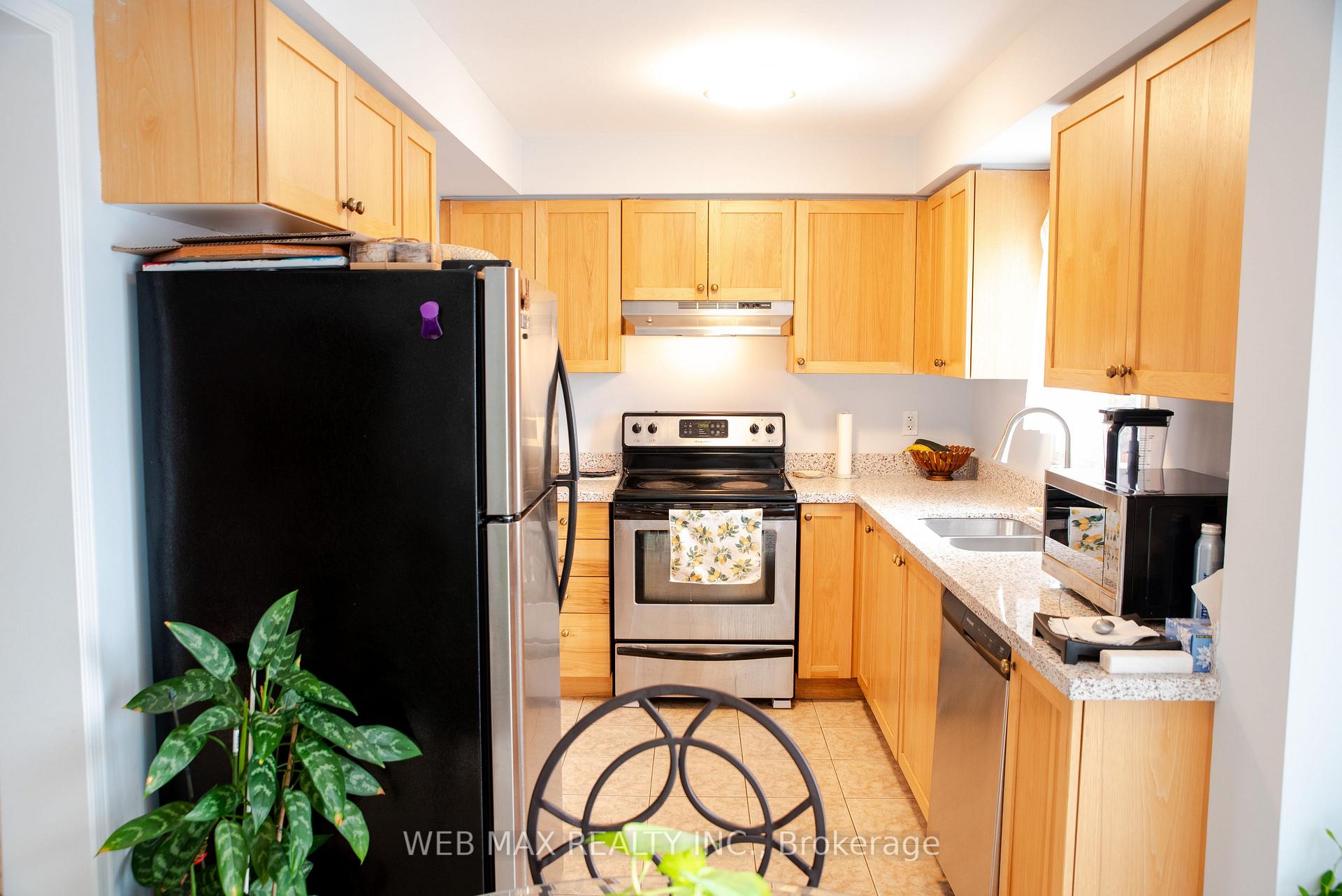 Photo 15 of 53 Ventura Lane, Ajax, Central — HOMEH