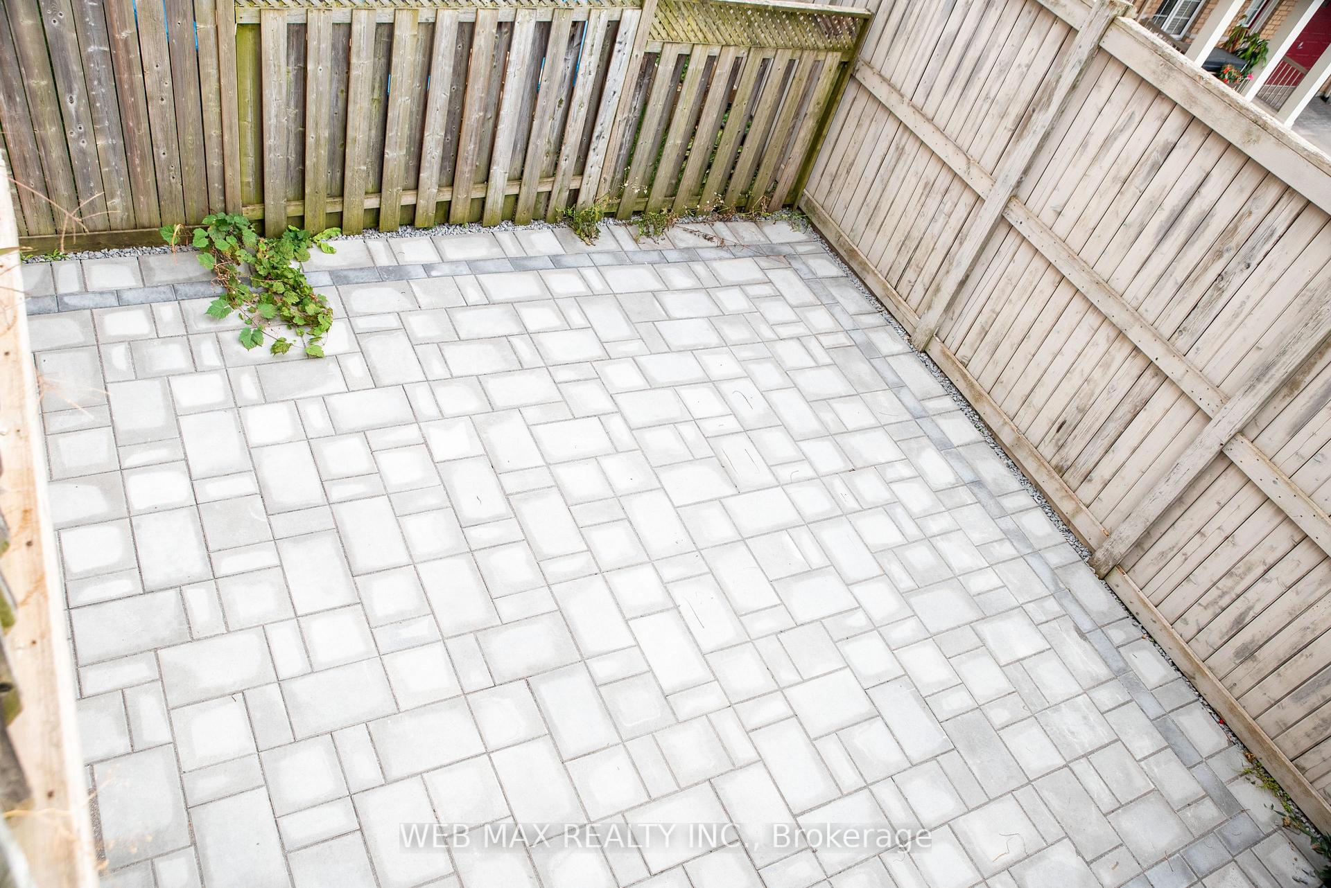 Photo 20 of 53 Ventura Lane, Ajax, Central — HOMEH
