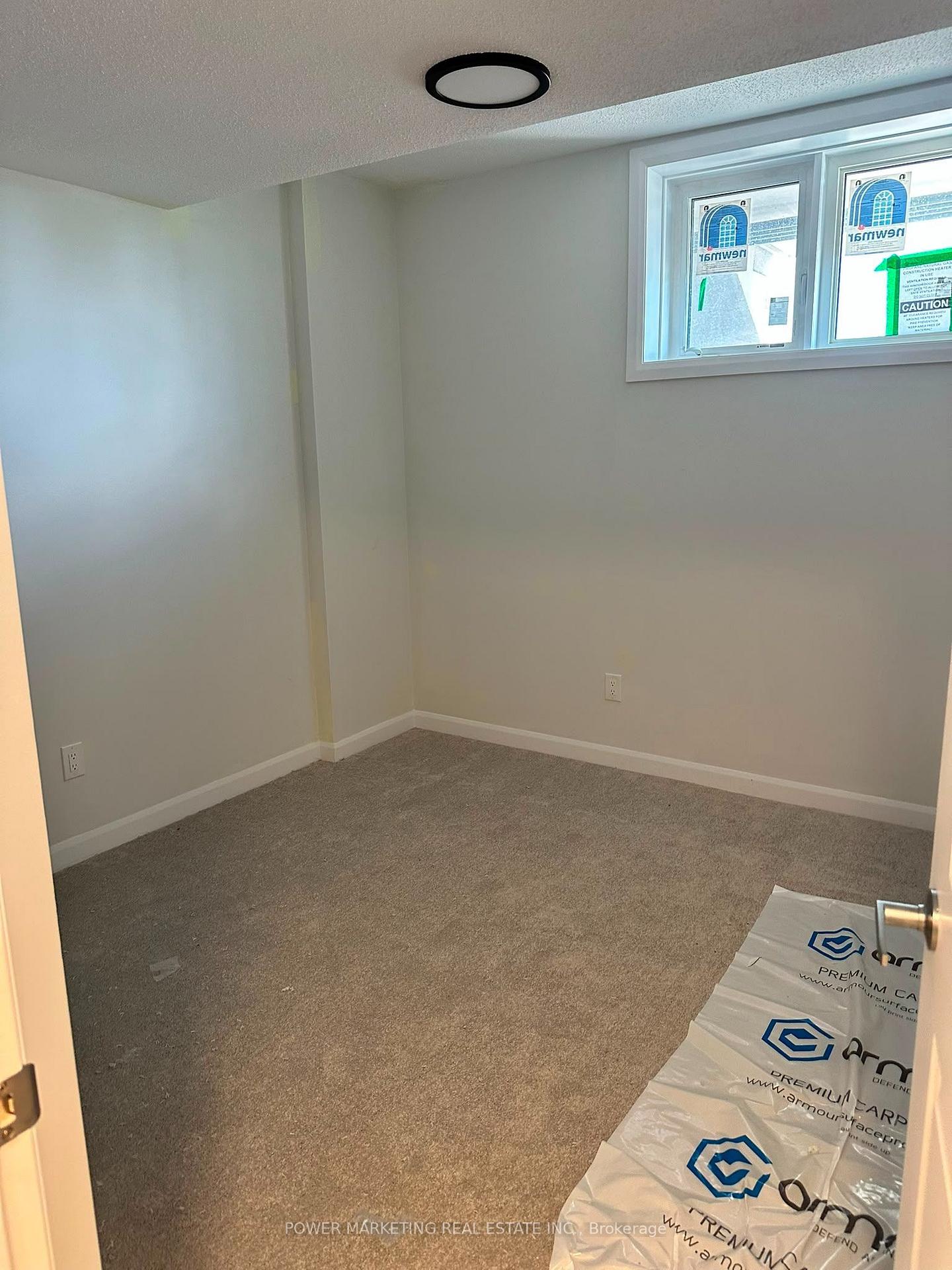 Photo 5 of 601 Glenroy Gilbert Drive, Ottawa, Barrhaven - Strandherd — HOMEH
