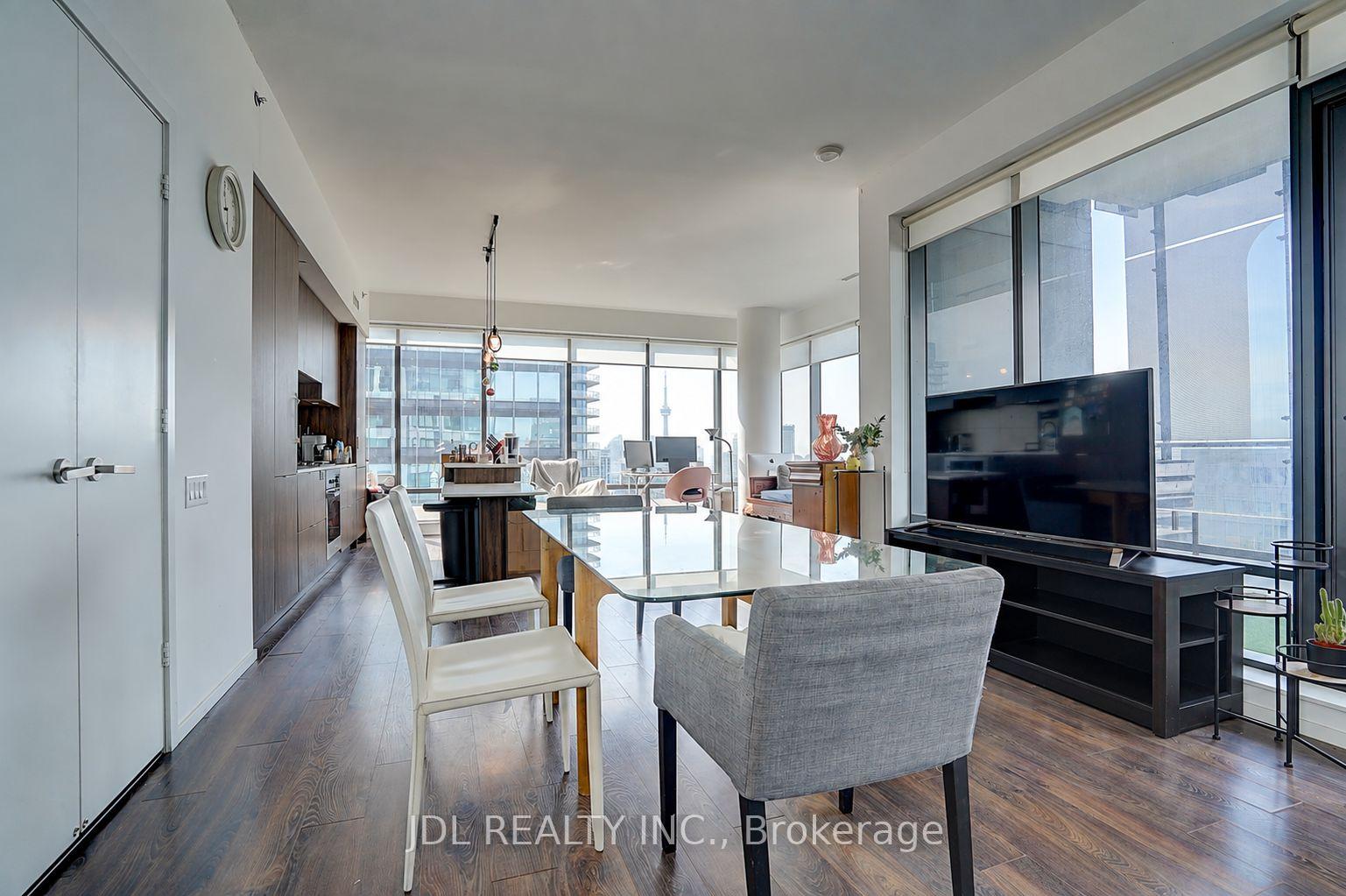 Photo 6 of Unit 4502, 5 St Joseph Street, Toronto, Bay Street Corridor — HOMEH