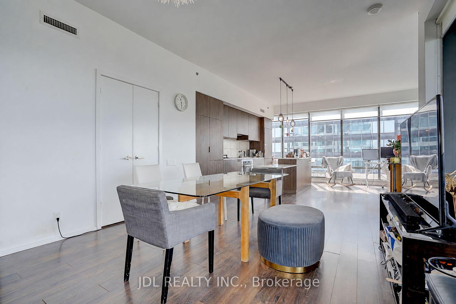 Photo 7 of Unit 4502, 5 St Joseph Street, Toronto, Bay Street Corridor — HOMEH