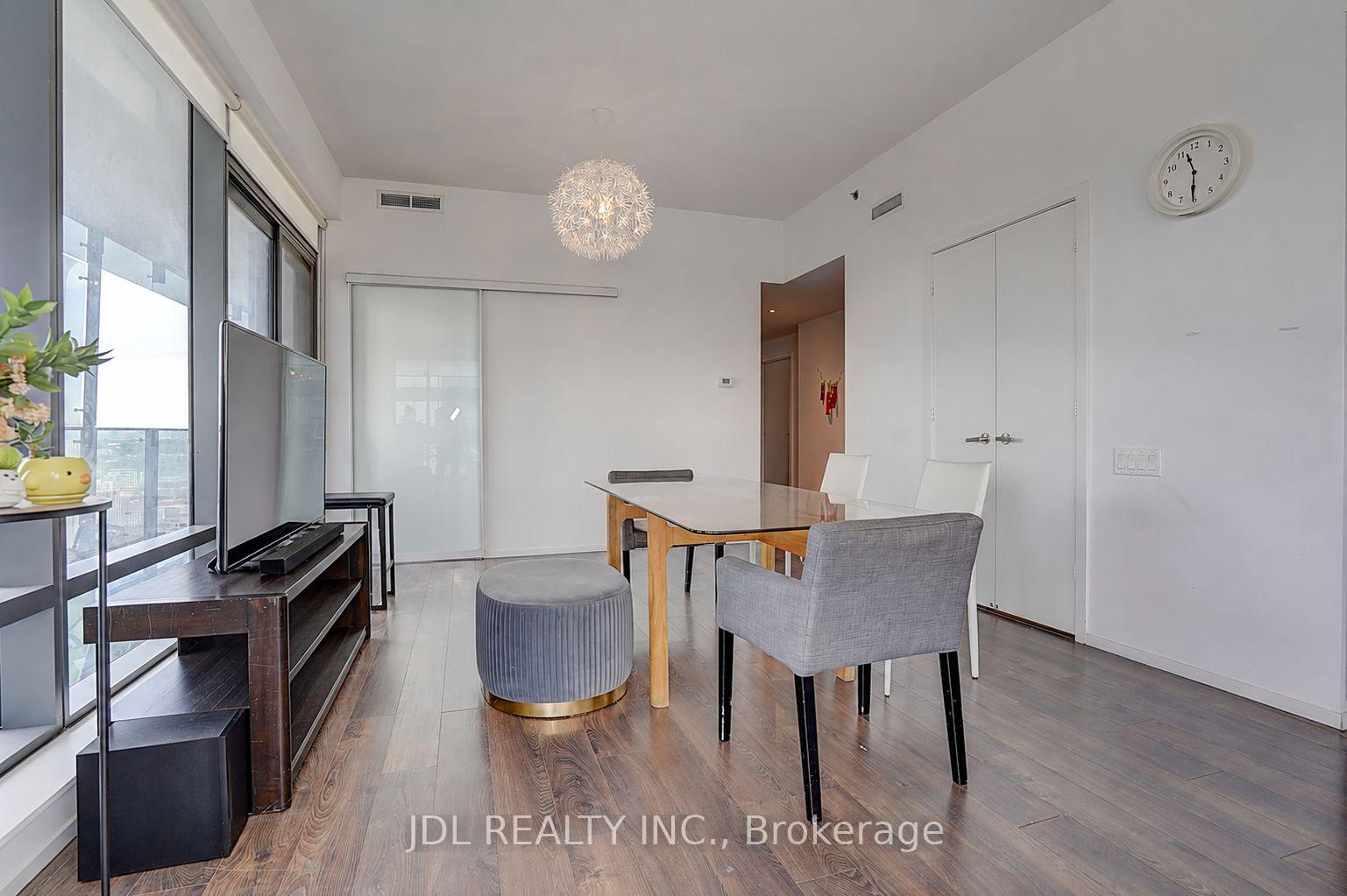Photo 9 of Unit 4502, 5 St Joseph Street, Toronto, Bay Street Corridor — HOMEH