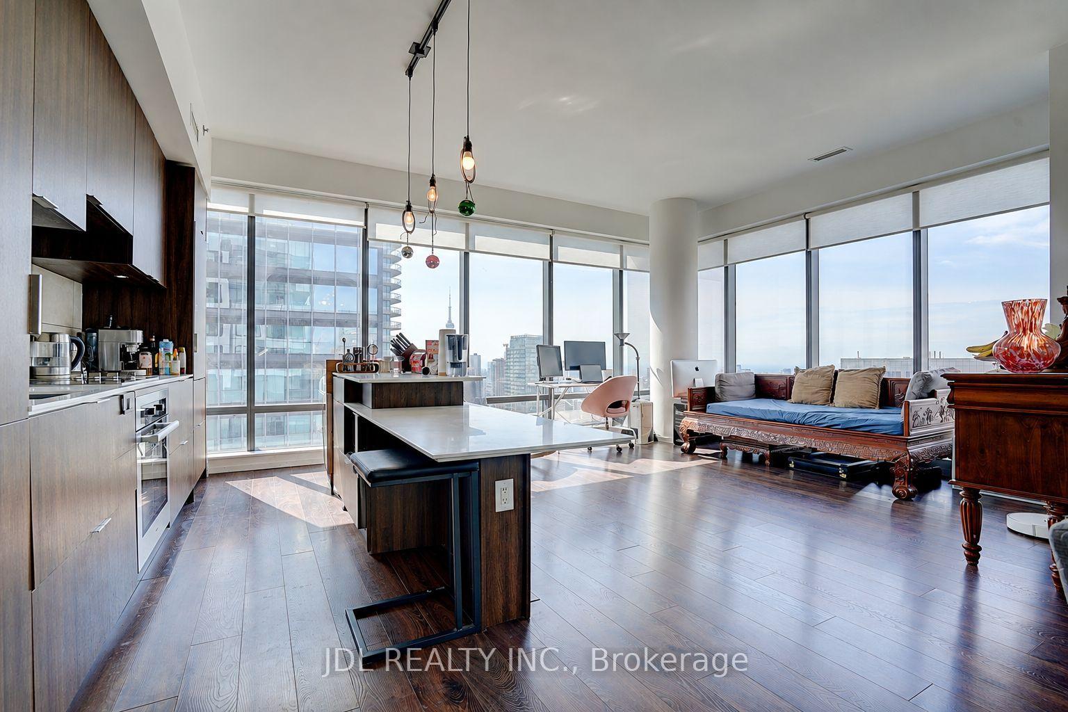Photo 10 of Unit 4502, 5 St Joseph Street, Toronto, Bay Street Corridor — HOMEH