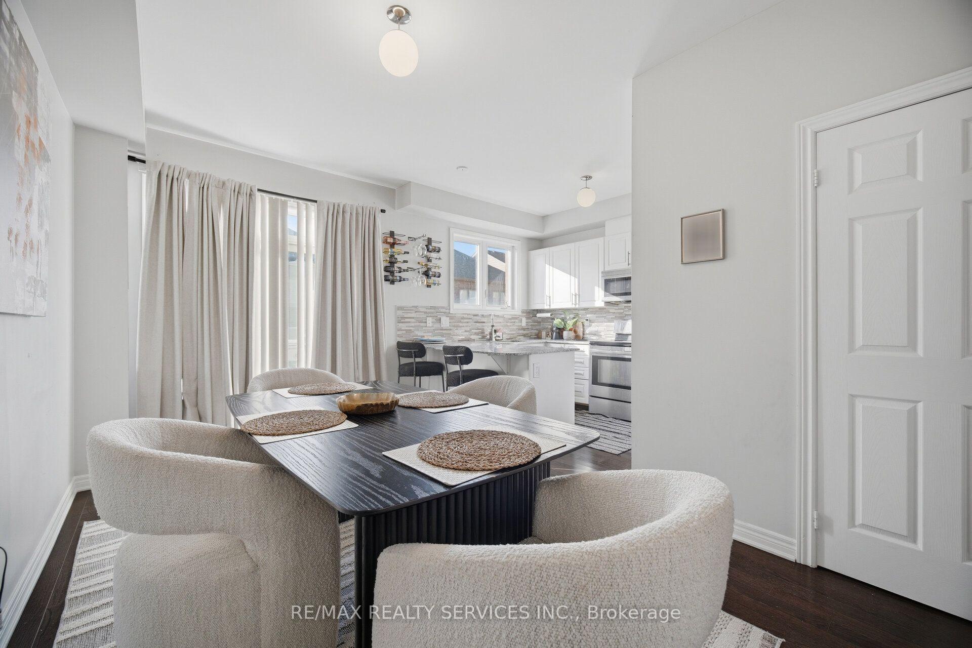 Photo 14 of 72 Rockman Crescent, Brampton, Northwest Brampton — HOMEH