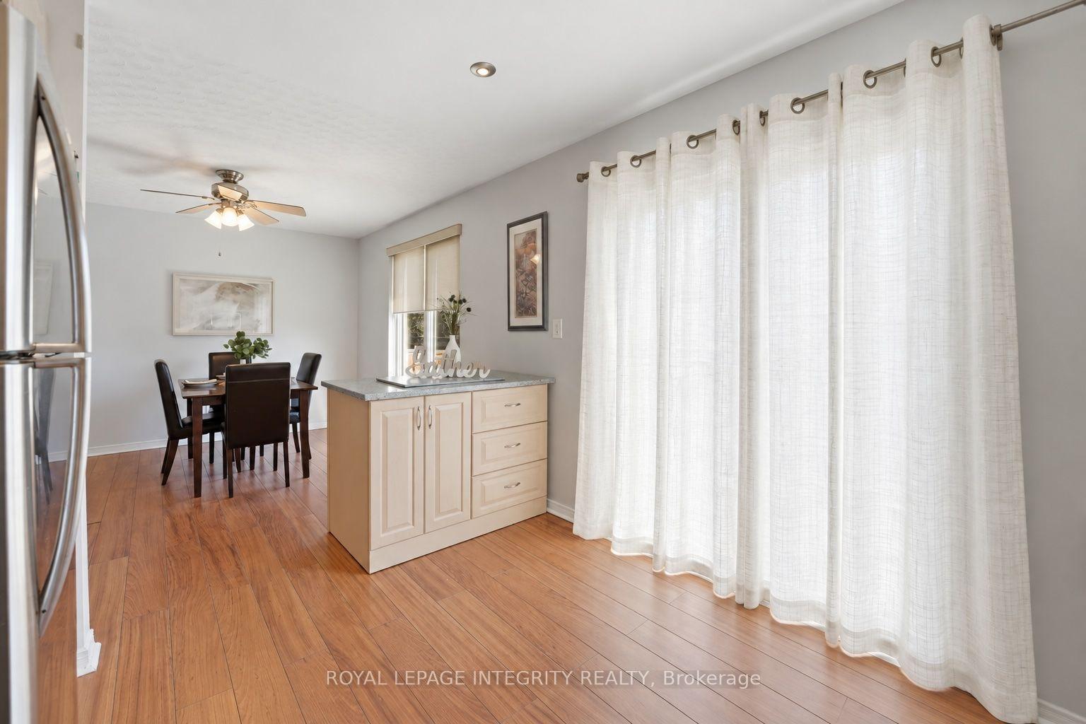 Photo 7 of 776 Vinette Crescent, Ottawa, Chatelaine Village — HOMEH