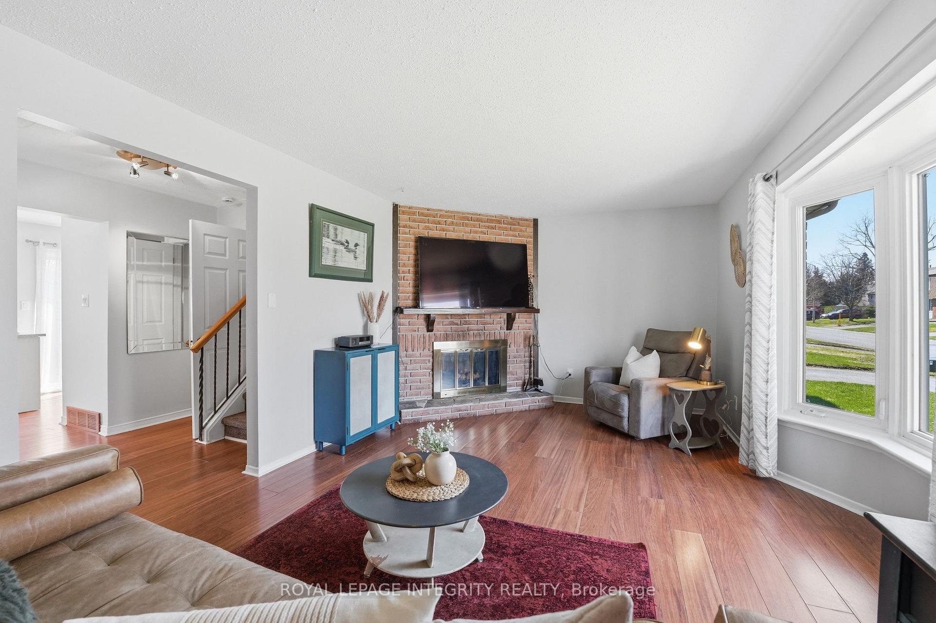 Photo 10 of 776 Vinette Crescent, Ottawa, Chatelaine Village — HOMEH