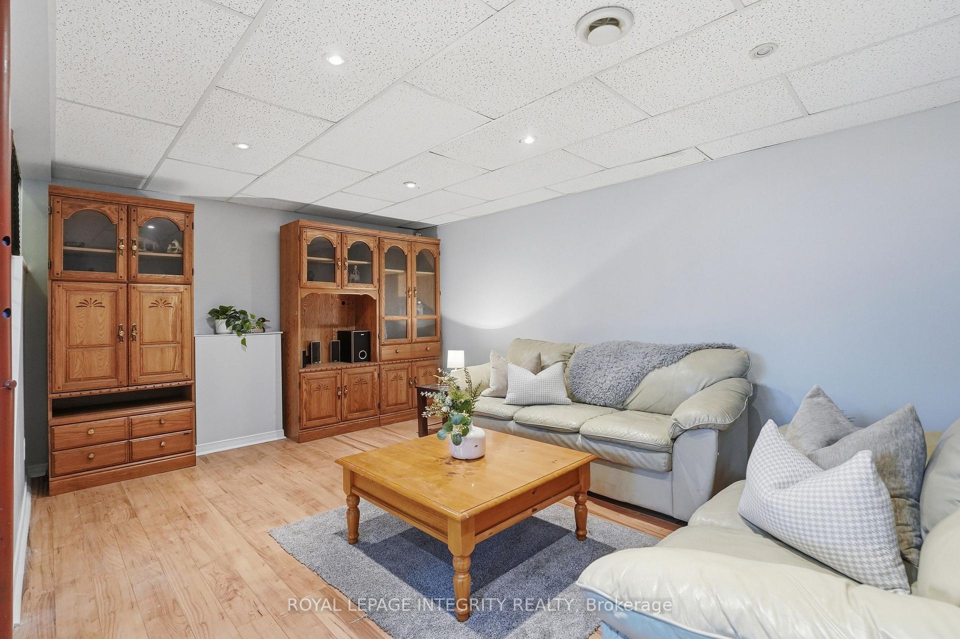 Photo 22 of 776 Vinette Crescent, Ottawa, Chatelaine Village — HOMEH