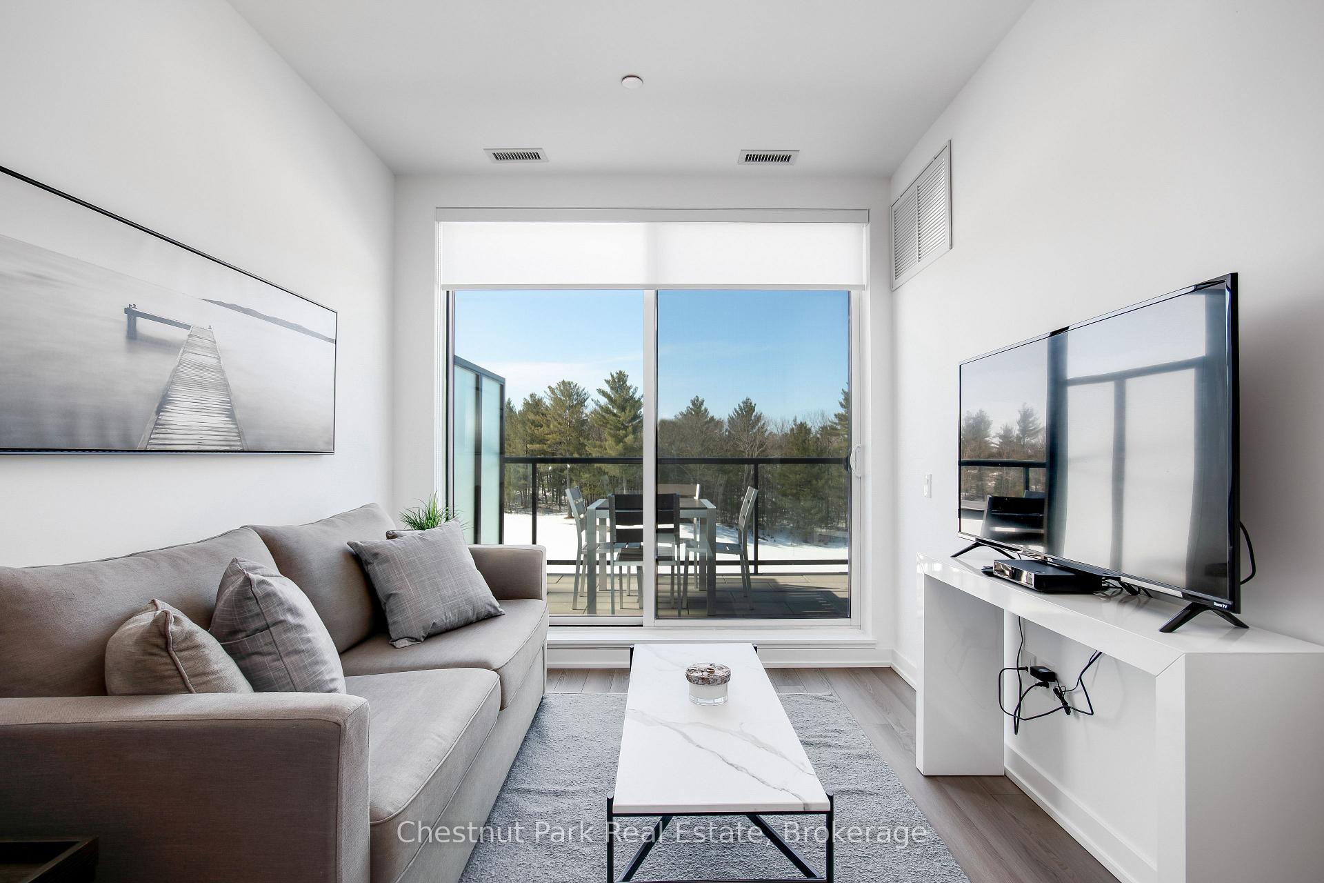 Photo 10 of Unit 404, 120 Carrick Trail, Gravenhurst, Muskoka (S) — HOMEH