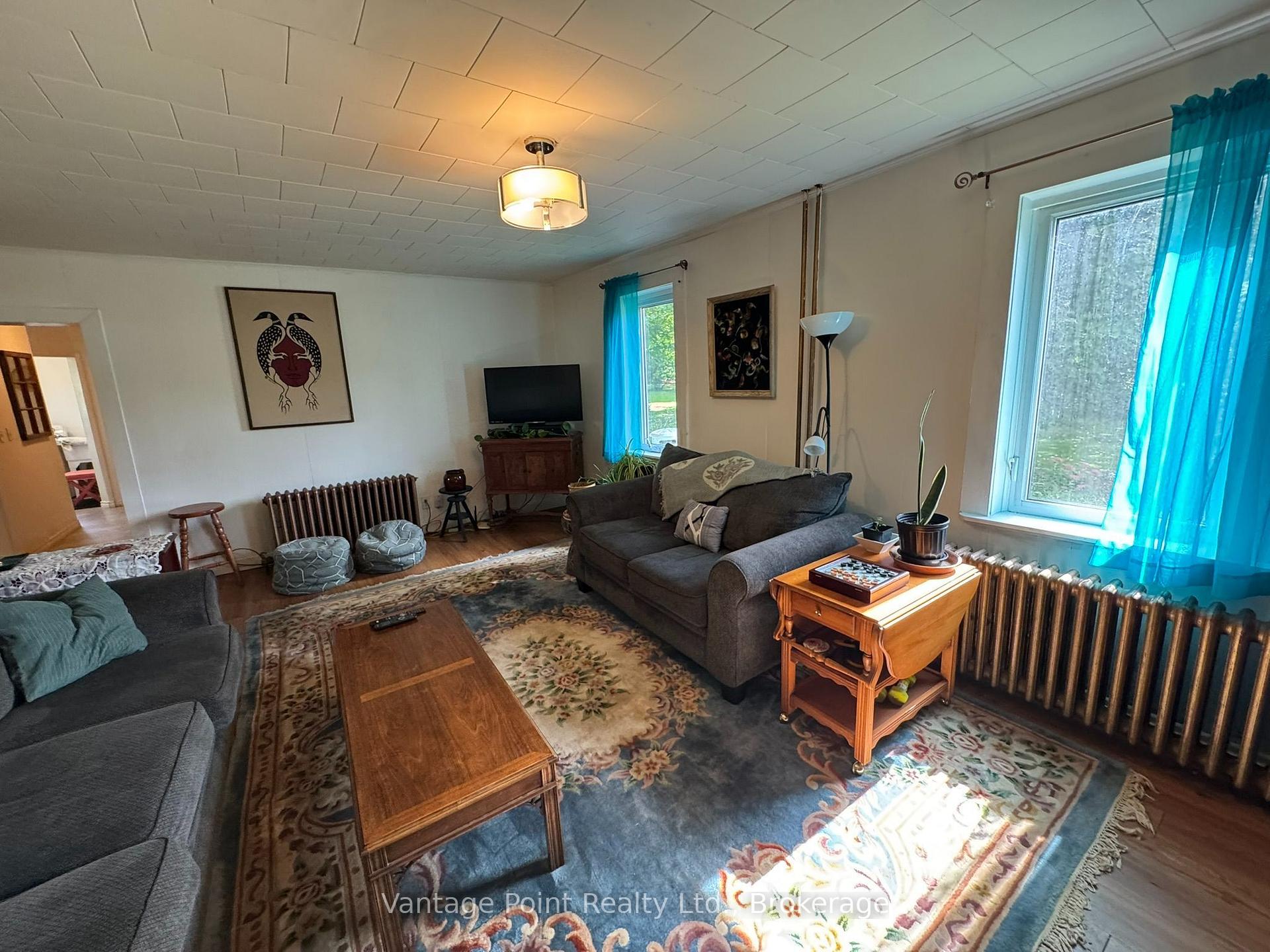 Photo 14 of 316057 6 Highway, Chatsworth — HOMEH