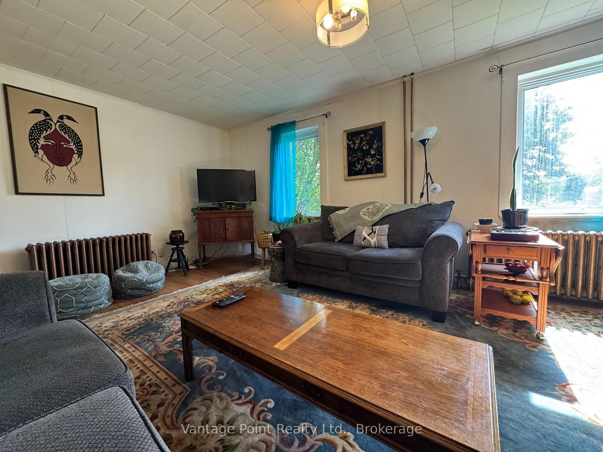 Photo 17 of 316057 6 Highway, Chatsworth — HOMEH