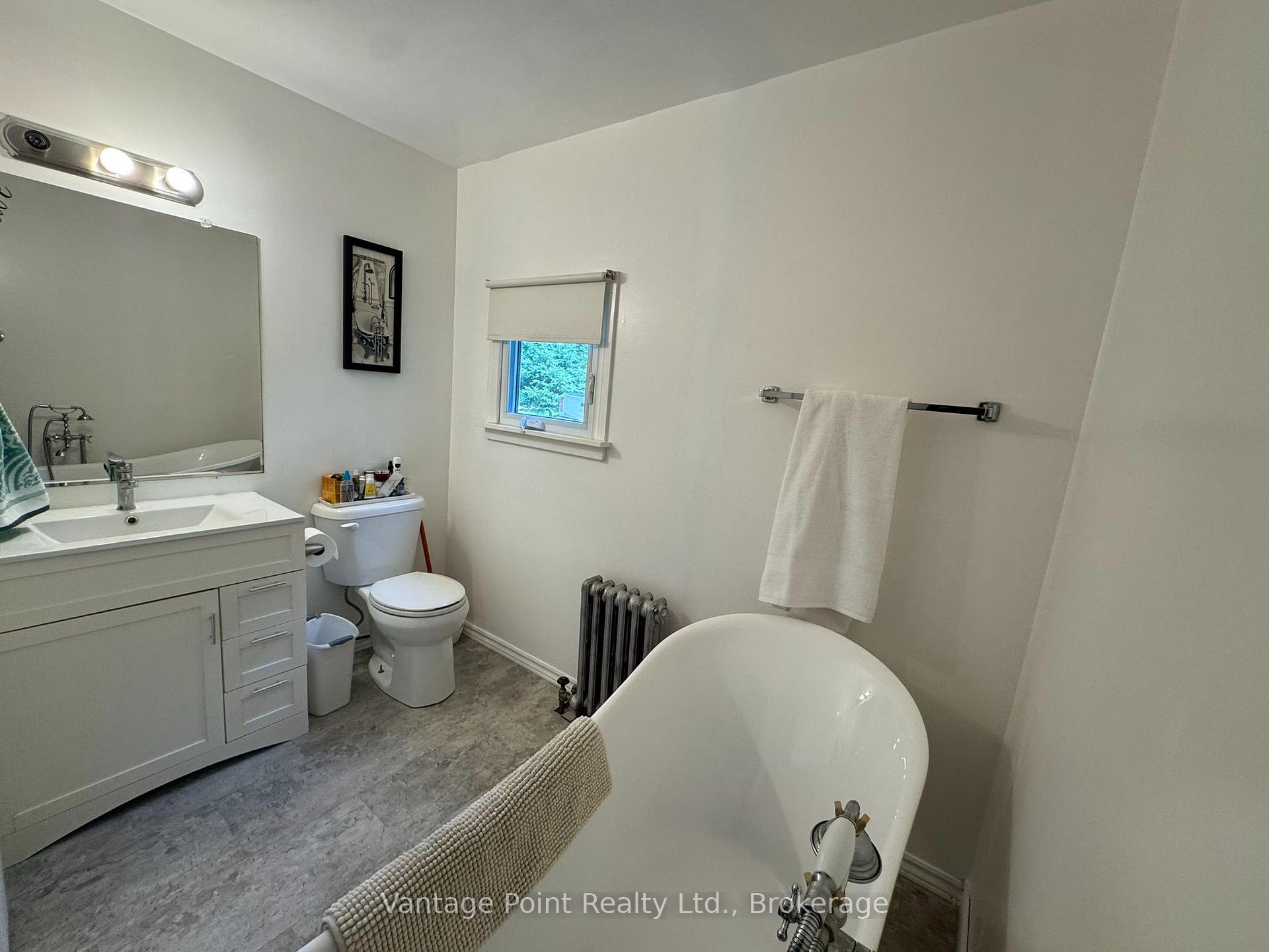 Photo 19 of 316057 6 Highway, Chatsworth — HOMEH