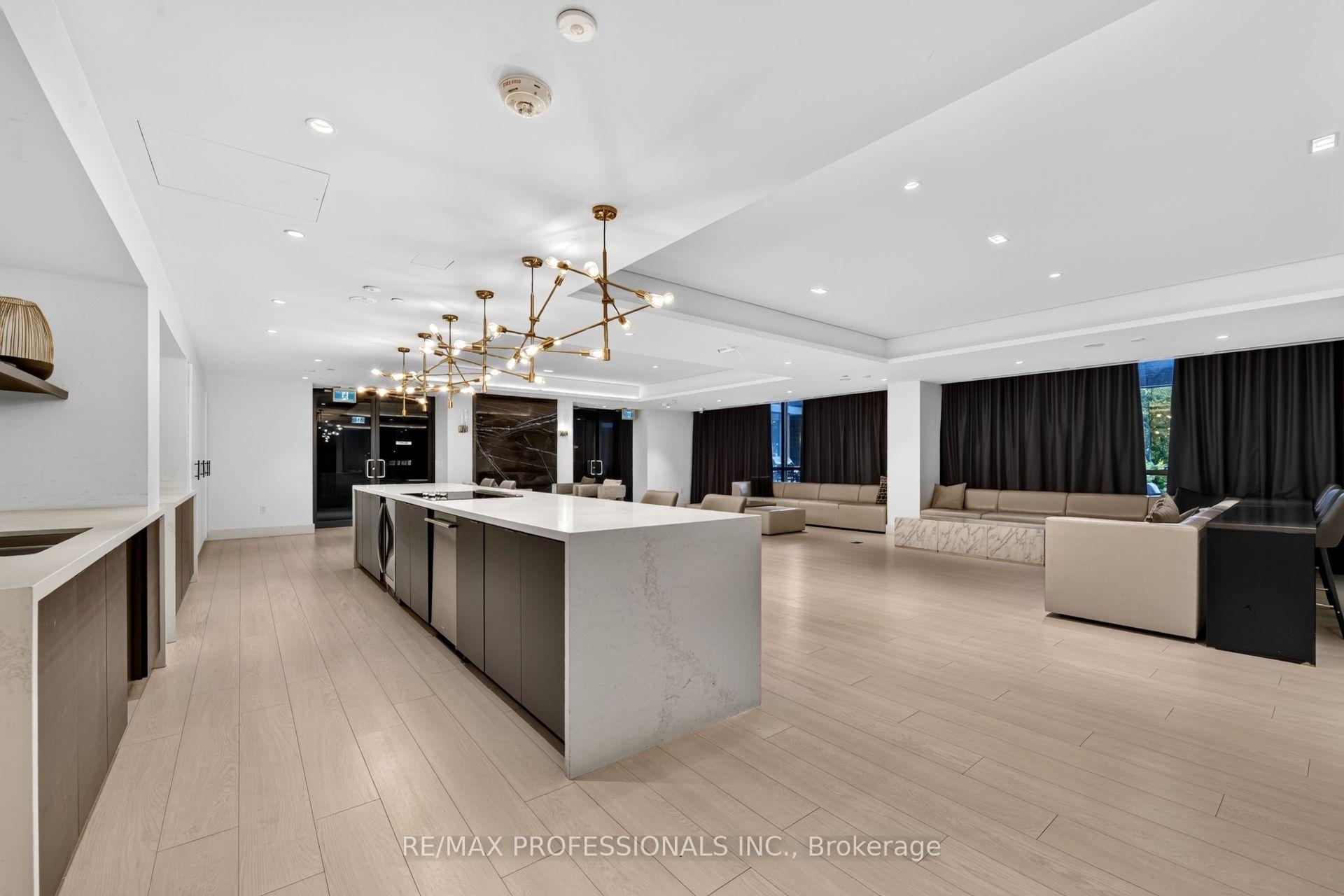 Photo 38 of Unit 406, 10 Gibbs Road, Etobicoke, Islington-City Centre West — HOMEH