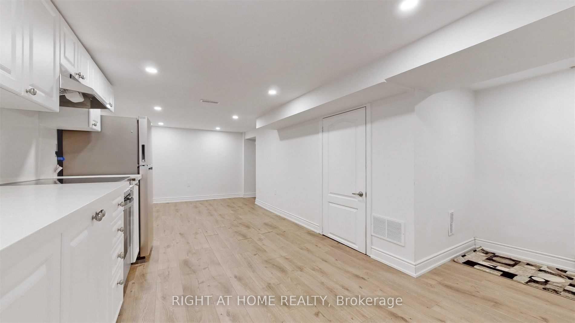 Photo 7 of Unit Bsmt, 8 Airley Crescent, Toronto, East York — HOMEH