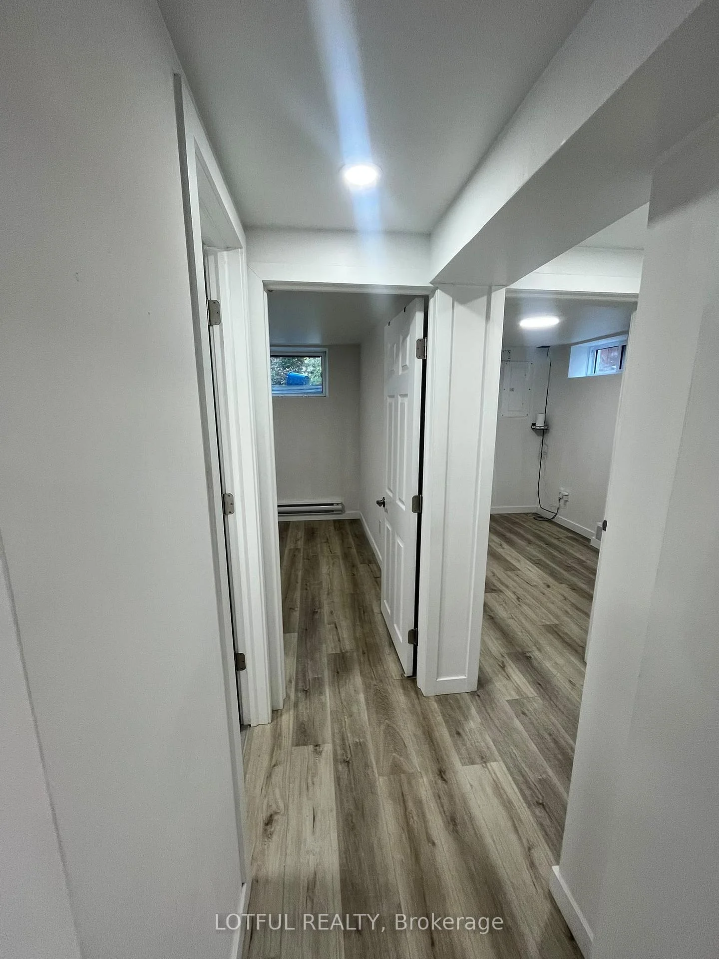 Photo 19 of Unit B, 907 Smyth Road, Ottawa, Elmvale Acres — HOMEH