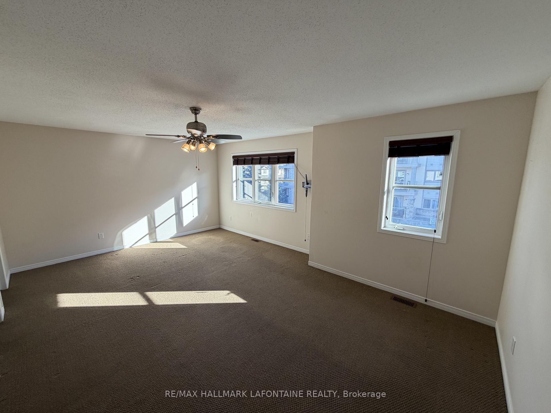Photo 9 of 116 Potts Private, Ottawa, Notting Hill/Summerside — HOMEH