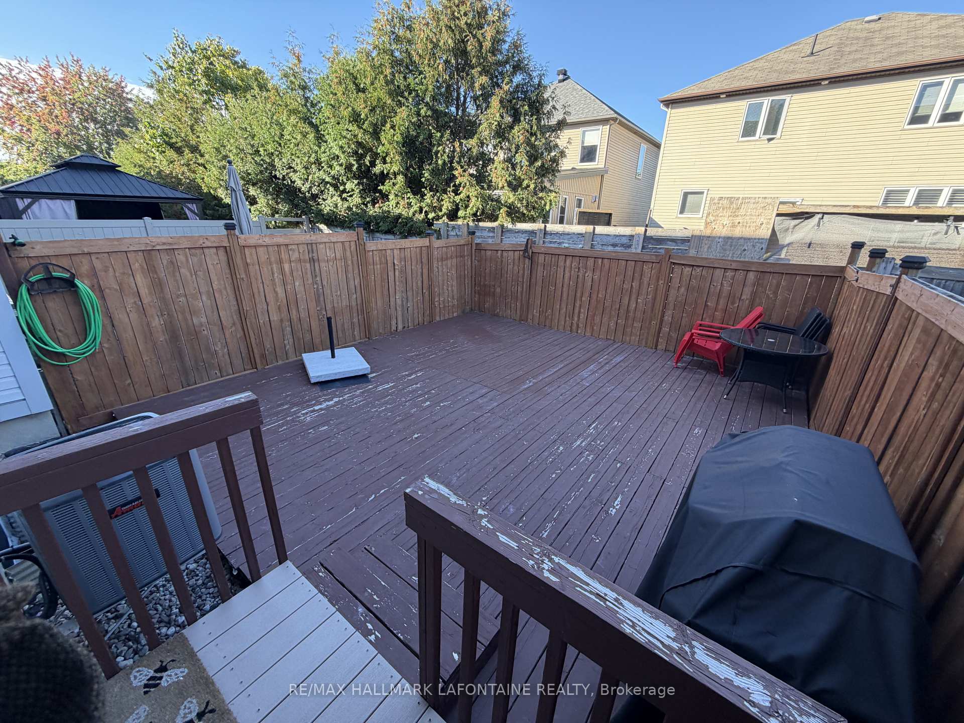 Photo 25 of 116 Potts Private, Ottawa, Notting Hill/Summerside — HOMEH