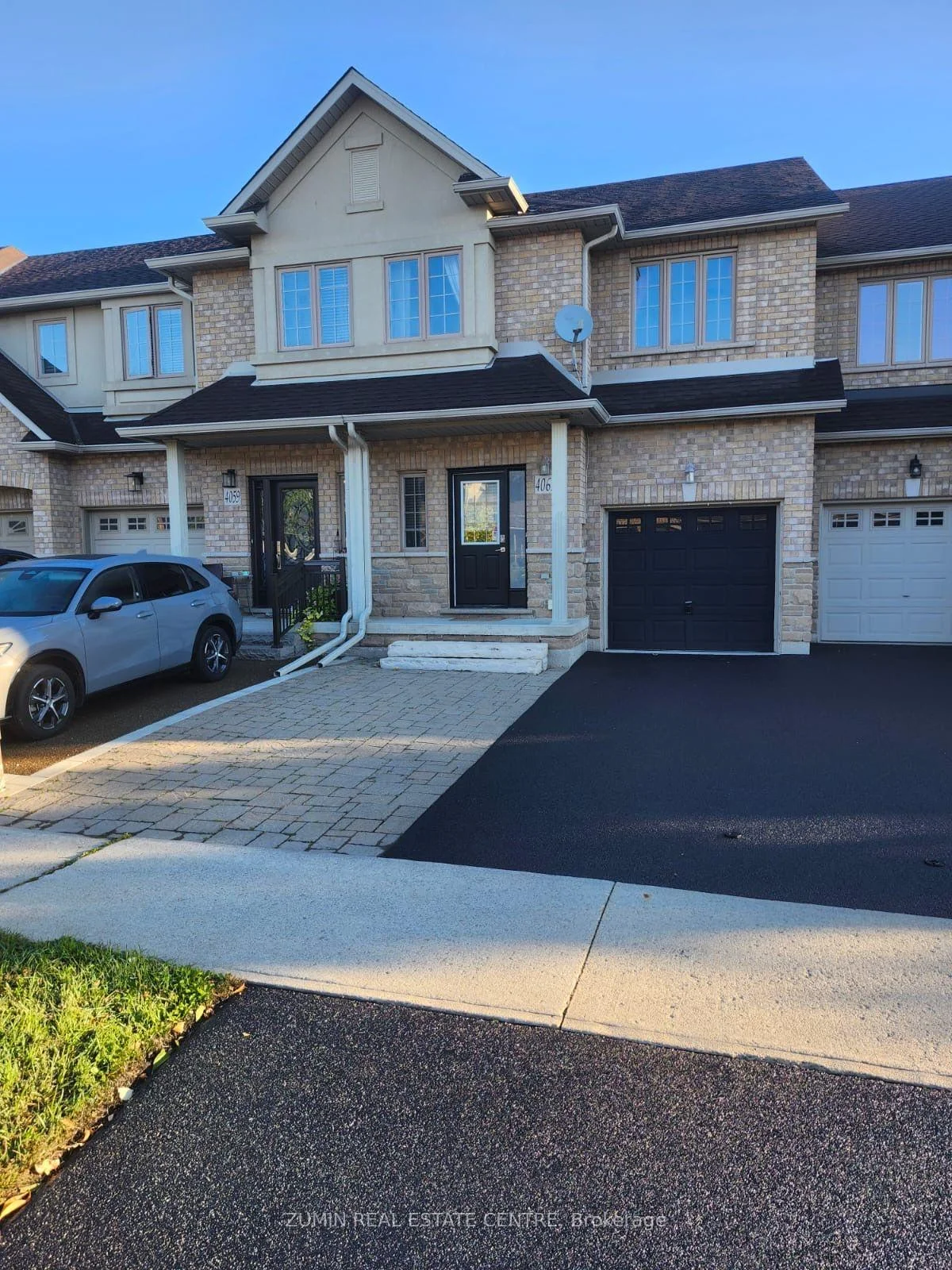 Photo of 4061 Medland Drive