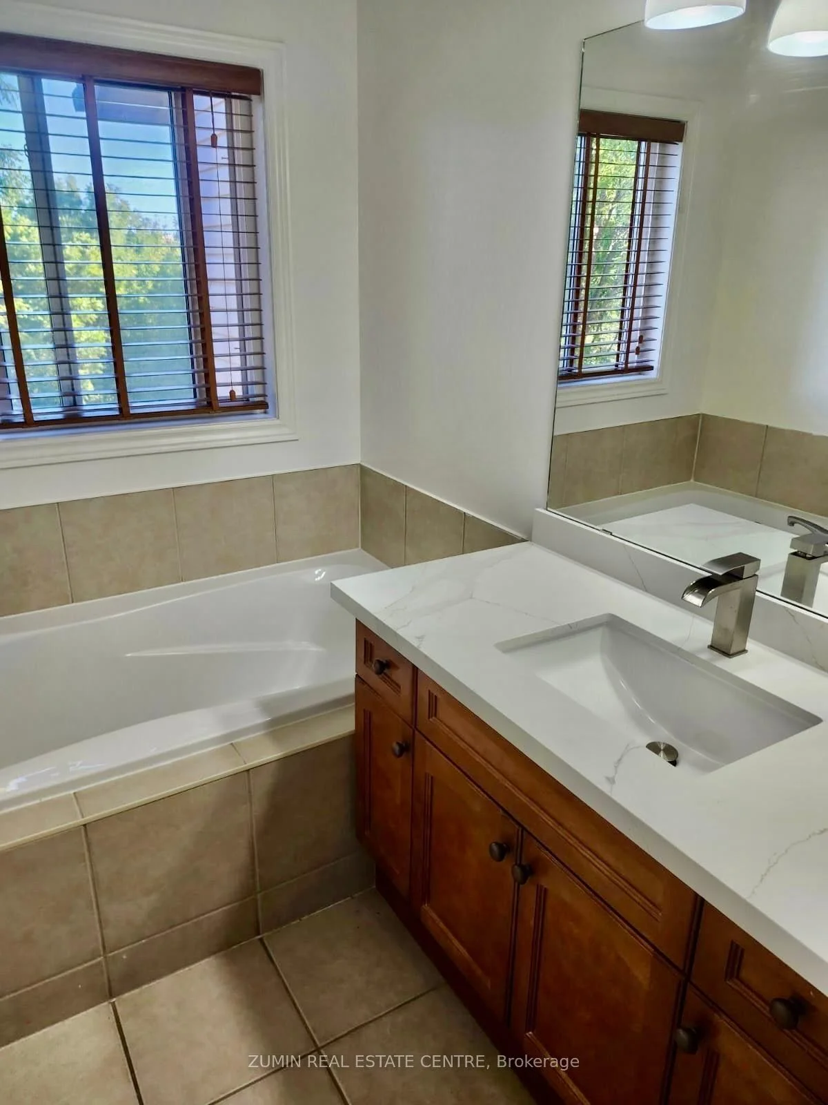 Photo 29 of 4061 Medland Drive, Burlington, Rose — HOMEH