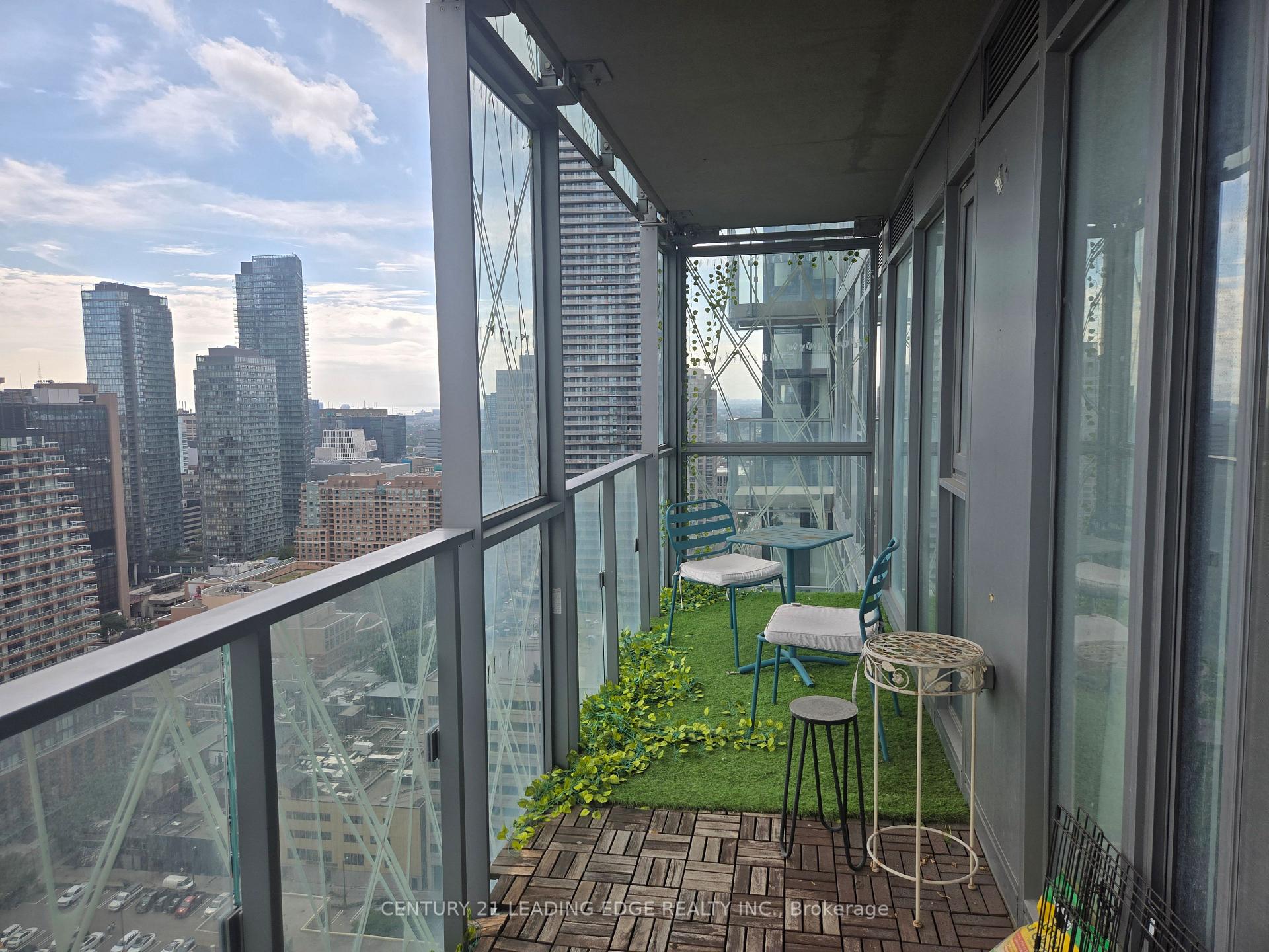 Photo 6 of Unit 3309, 50 Wellesley St Drive E, Toronto, Church-Yonge Corridor — HOMEH