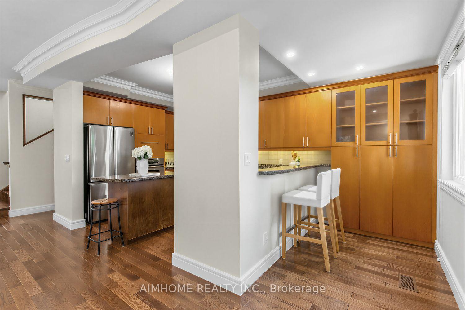 Photo 8 of 16 Carney Road, North York, Newtonbrook West — HOMEH