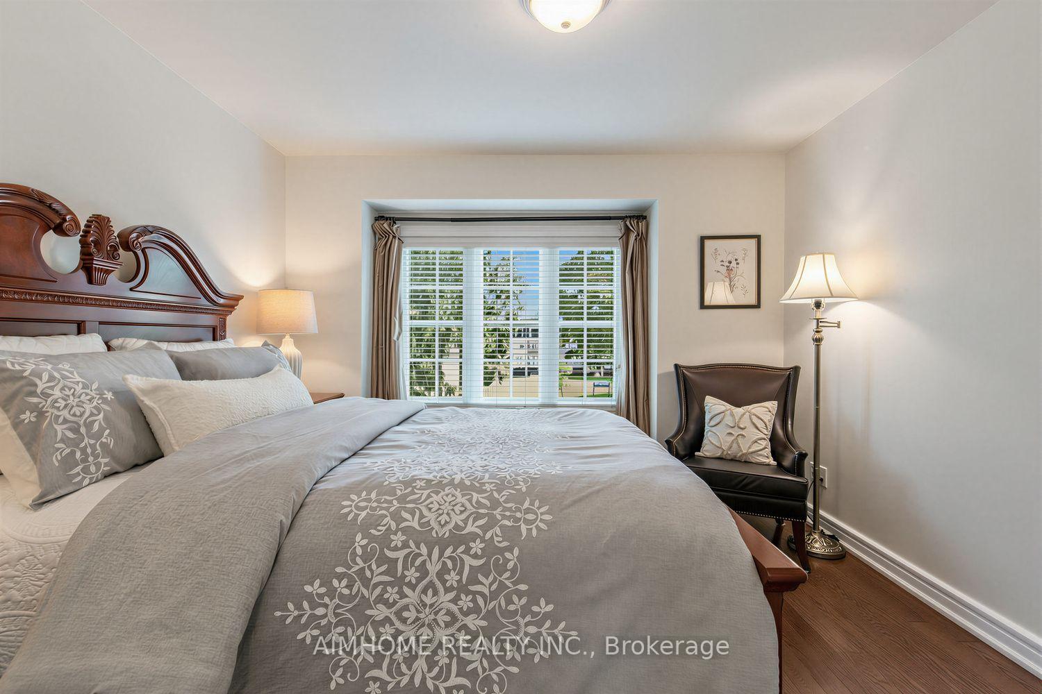 Photo 15 of 16 Carney Road, North York, Newtonbrook West — HOMEH