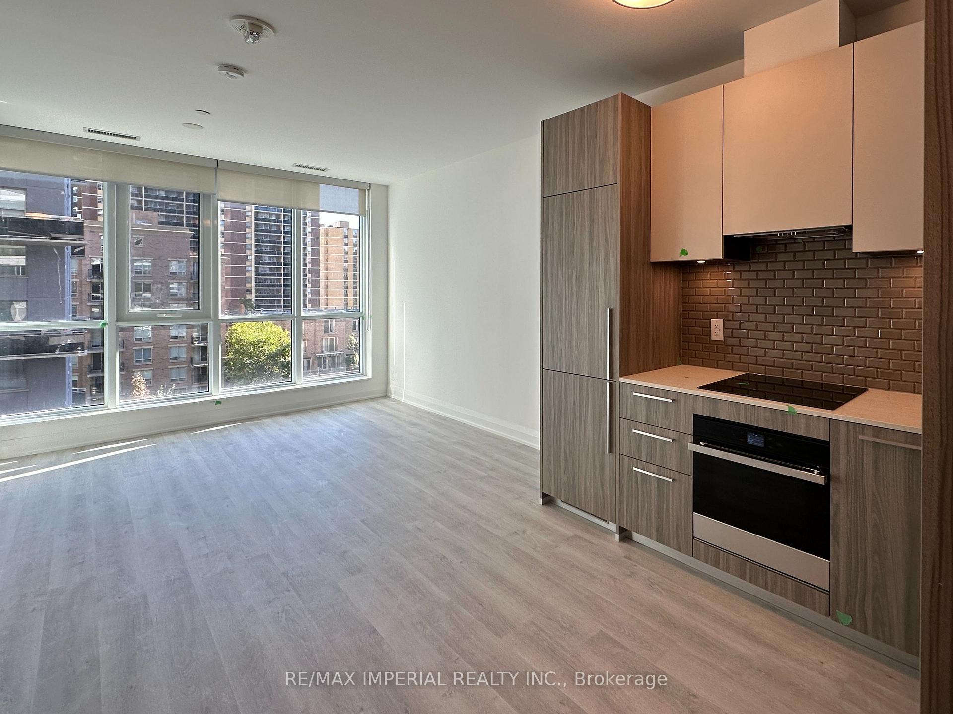 Photo 1 of Unit 406, 65 Broadway Avenue, Toronto, Mount Pleasant West — HOMEH