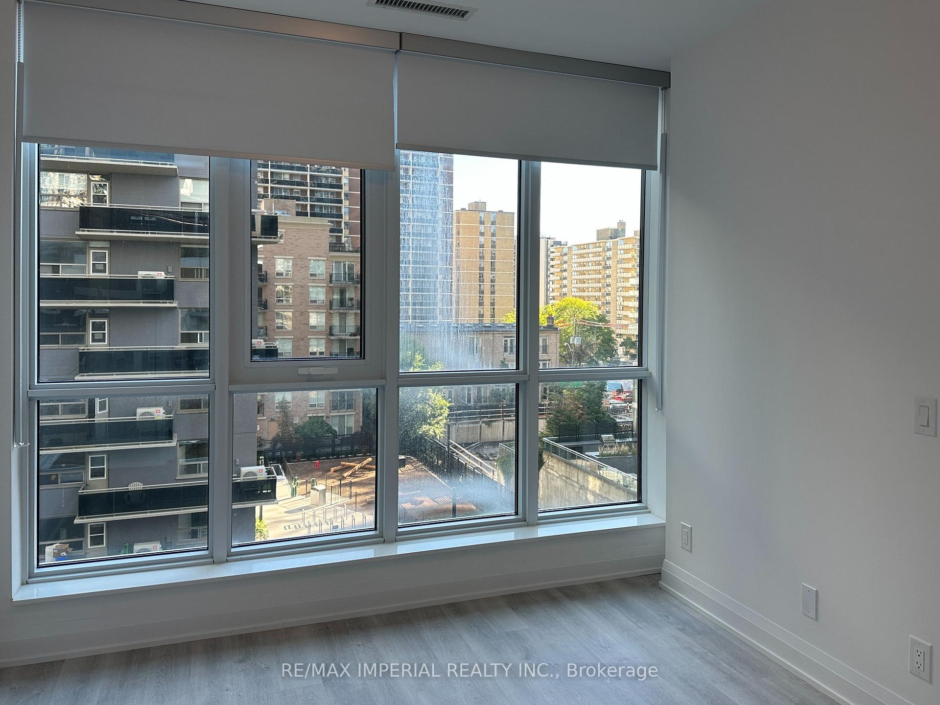 Photo 8 of Unit 406, 65 Broadway Avenue, Toronto, Mount Pleasant West — HOMEH