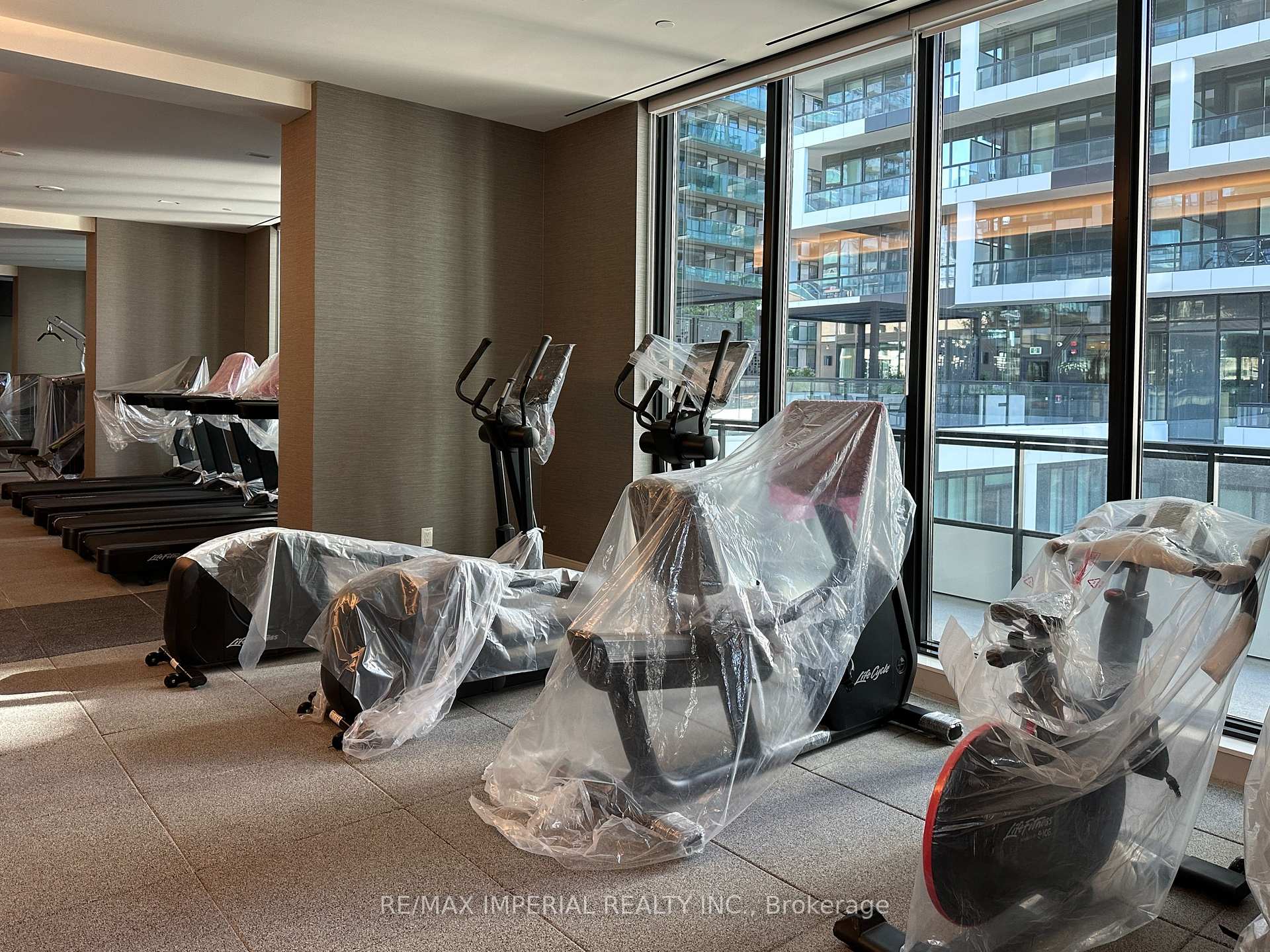 Photo 17 of Unit 406, 65 Broadway Avenue, Toronto, Mount Pleasant West — HOMEH