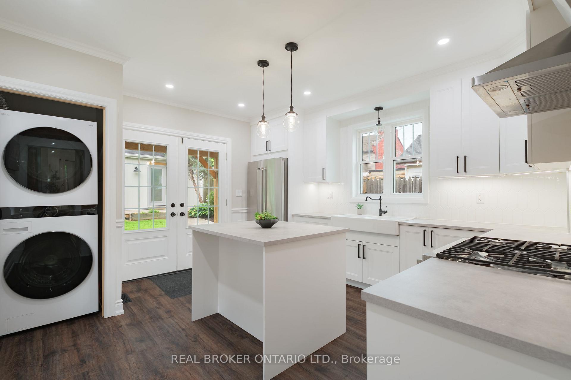 Photo 9 of 46 Murray Street E, Hamilton, Beasley — HOMEH
