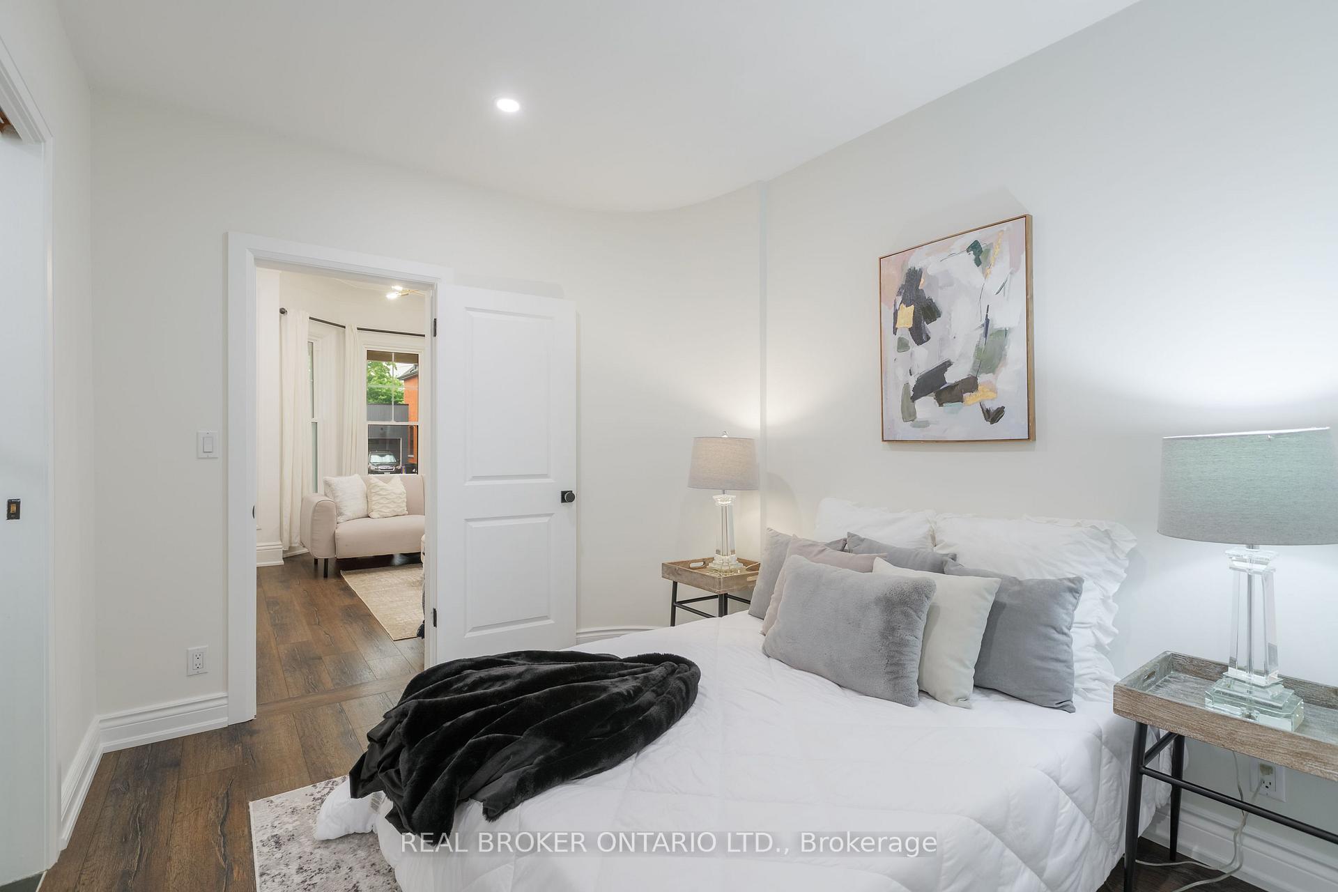 Photo 25 of 46 Murray Street E, Hamilton, Beasley — HOMEH